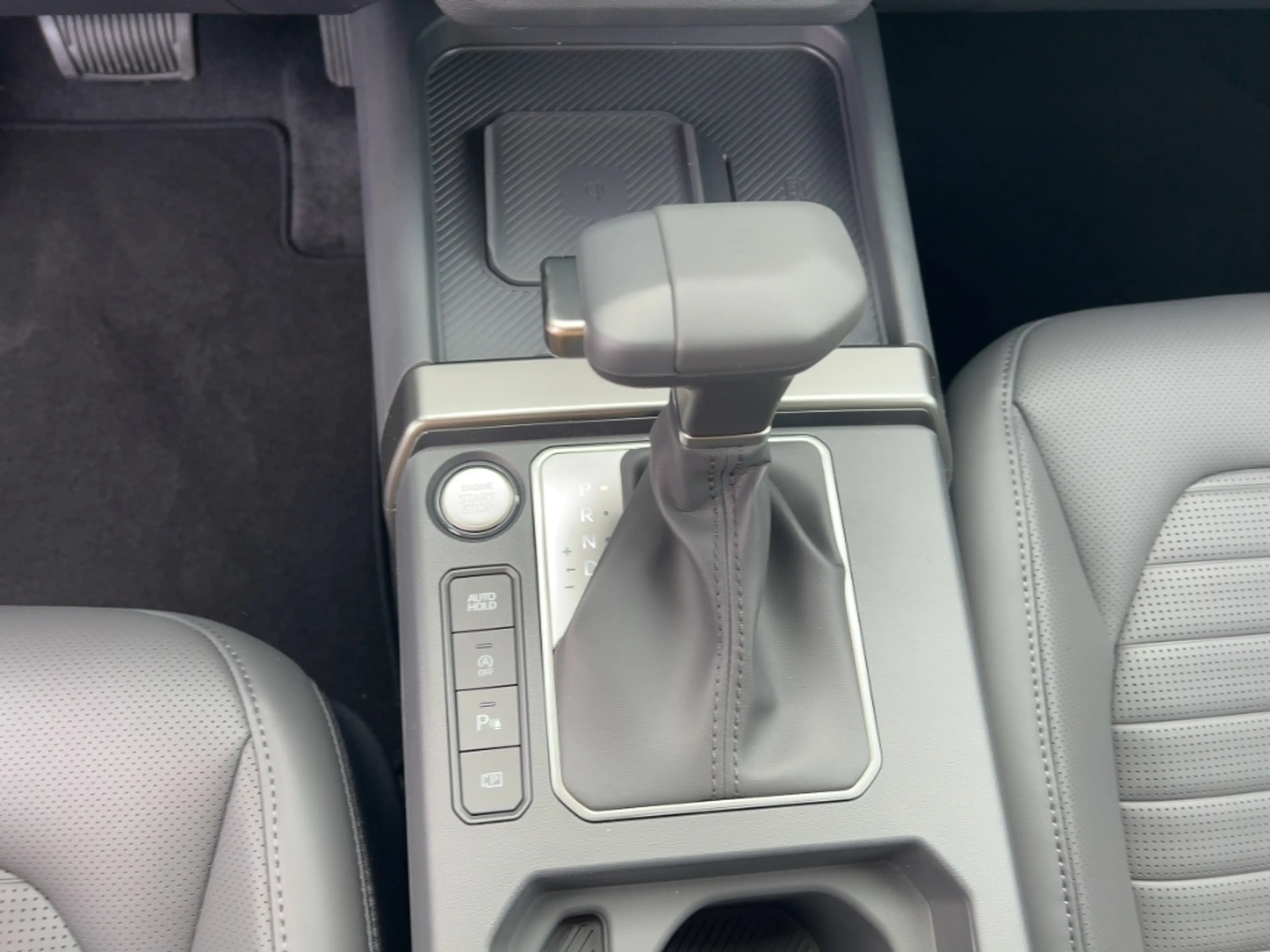 Kia Seltos 1.6 T-GDI SPIRIT/HarmanKardon/360°/ACC/LED — photo 12