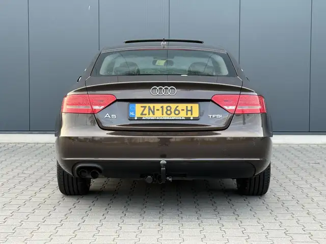 Audi A5 view 8