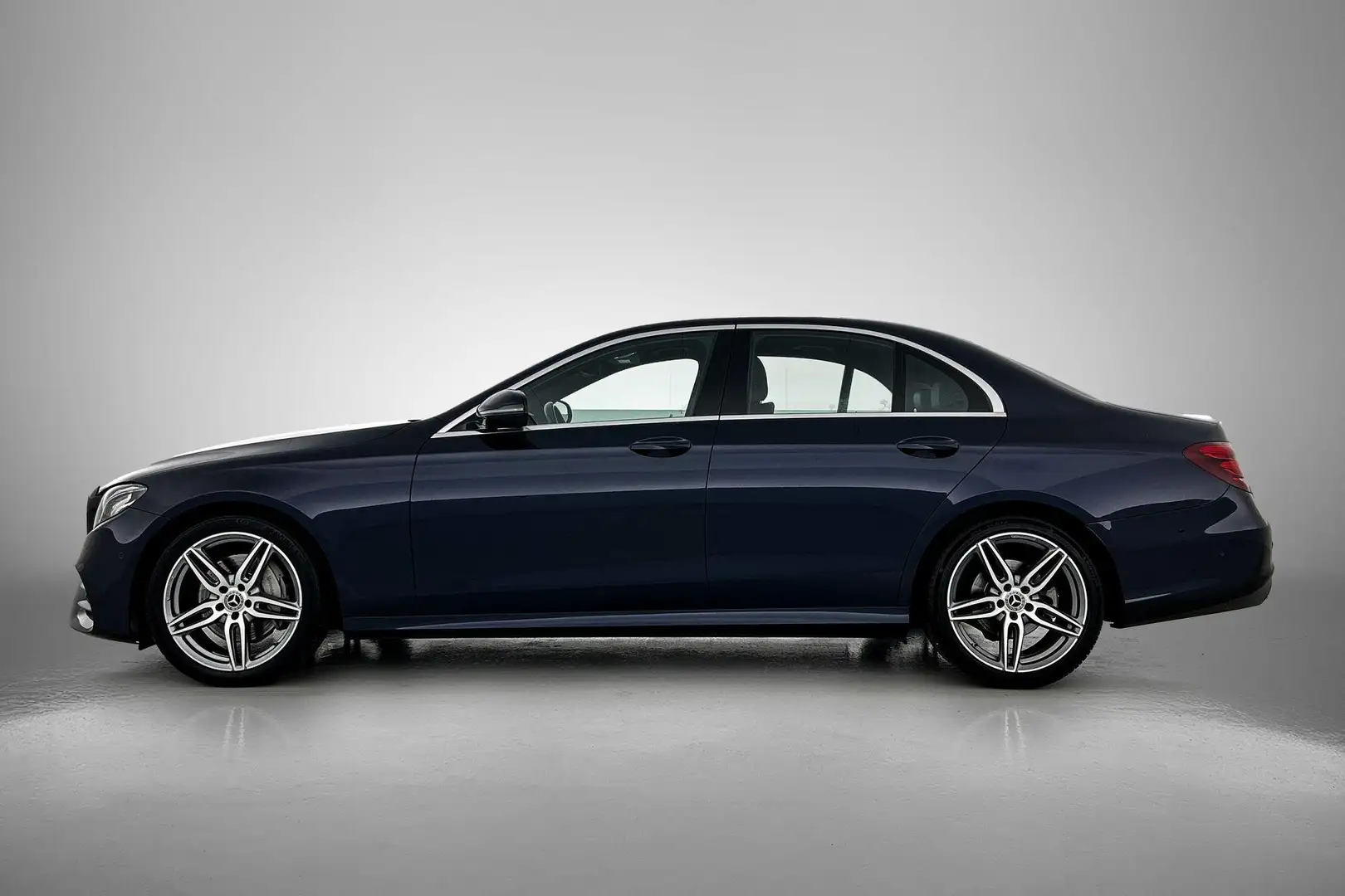 Mercedes-Benz E 200 E Limousine Automaat Business Solution AMG | Trekh Blauw - 2