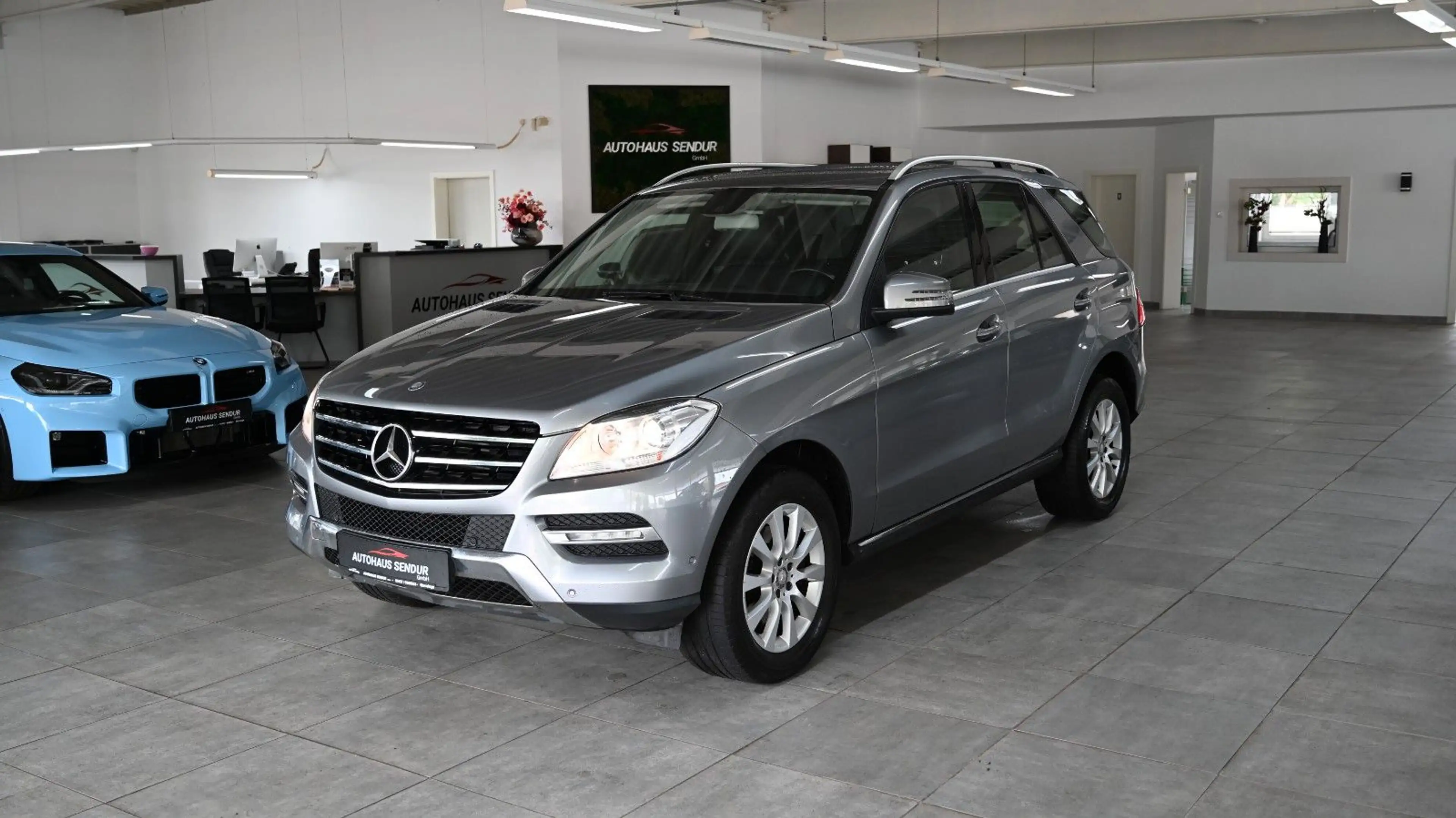 Mercedes-Benz ML 250 CDI BlueTec 4Matic *NAVI*AHK*LEDER — photo 2