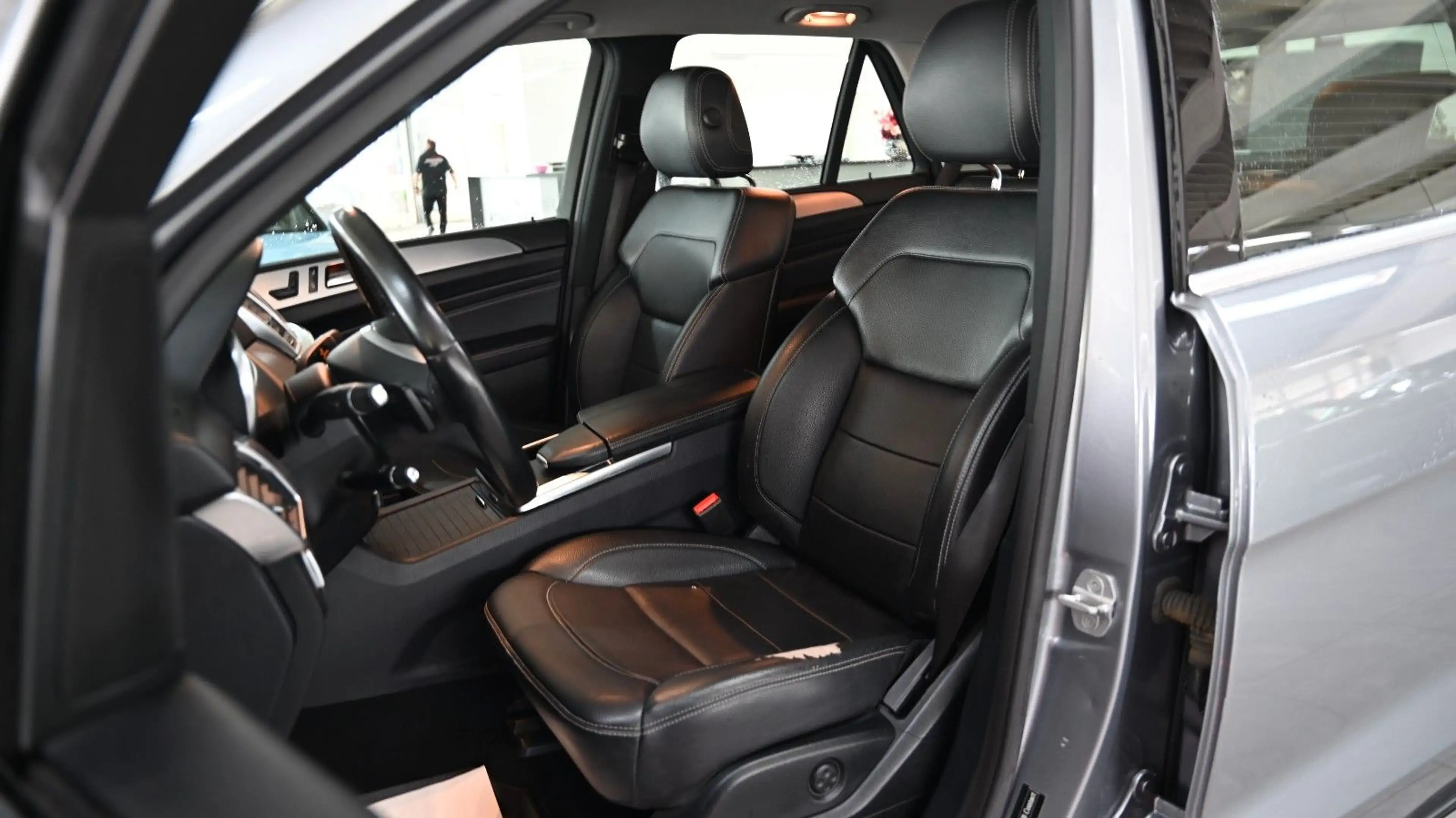 Mercedes-Benz ML 250 CDI BlueTec 4Matic *NAVI*AHK*LEDER — photo 15