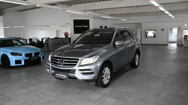 Mercedes-Benz ML 250 CDI BlueTec 4Matic *NAVI*AHK*LEDER