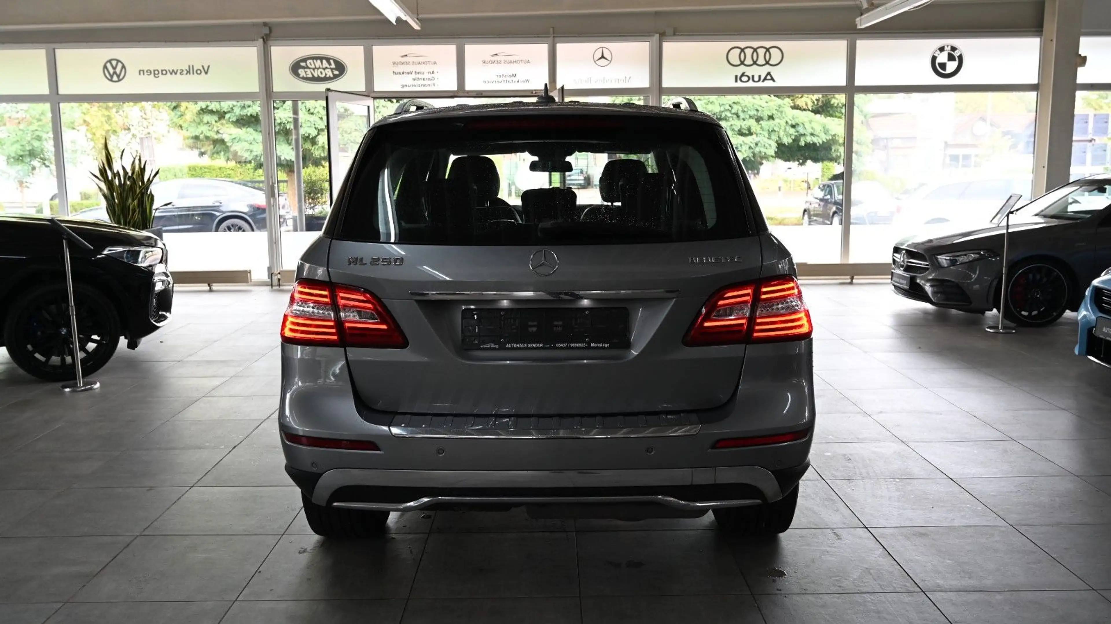 Mercedes-Benz ML 250 CDI BlueTec 4Matic *NAVI*AHK*LEDER — photo 5