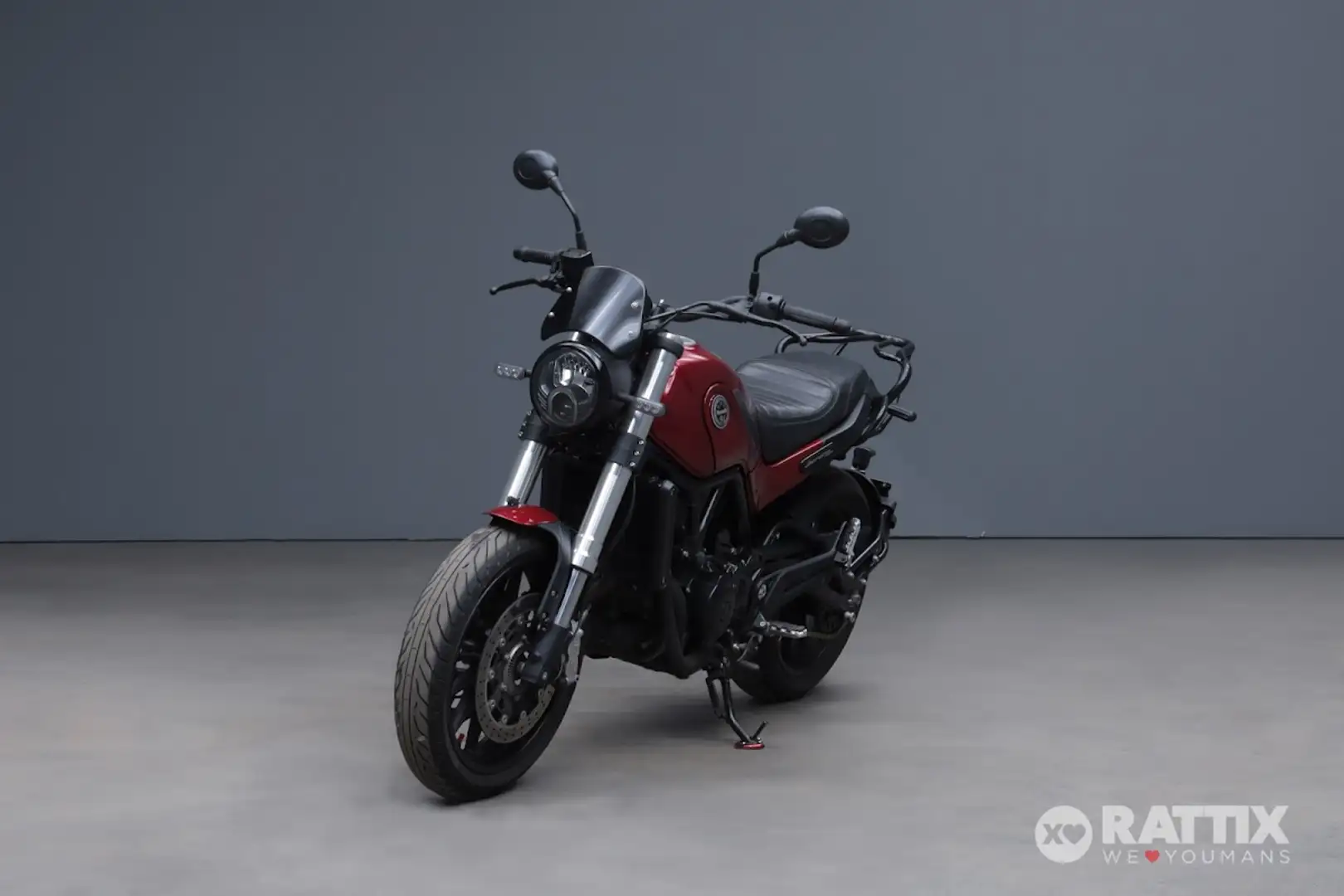 Benelli Leoncino 500 E4 Rot - 2