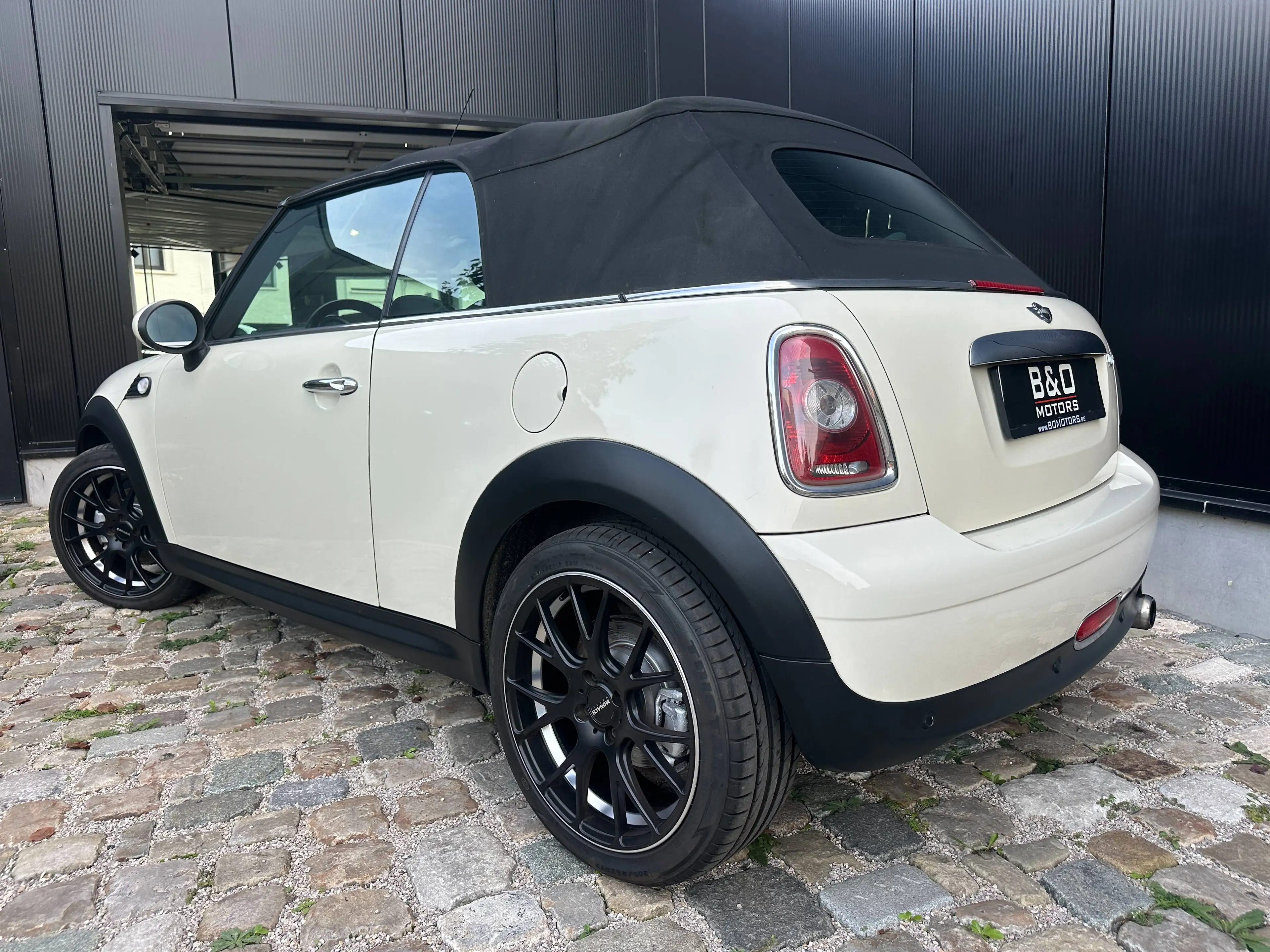 MINI Cooper Cabrio Cooper Cabrio 1.6i Beige - Xenon, Navi, Parkeersensoren, Set Monaco-velgen, ... — photo 2
