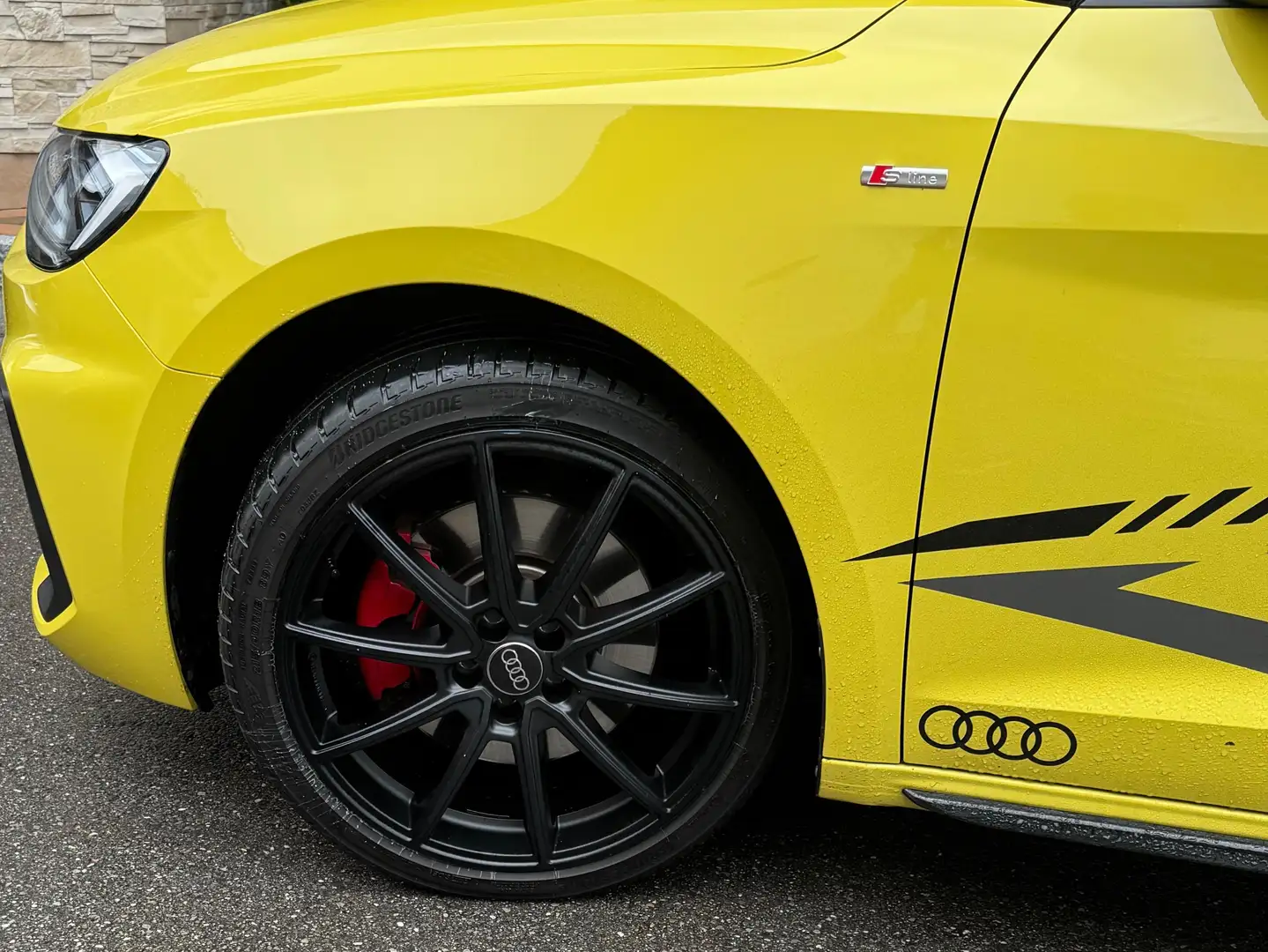 Audi A1 A1 SB 30 TFSI S-line S-line Gelb - 1