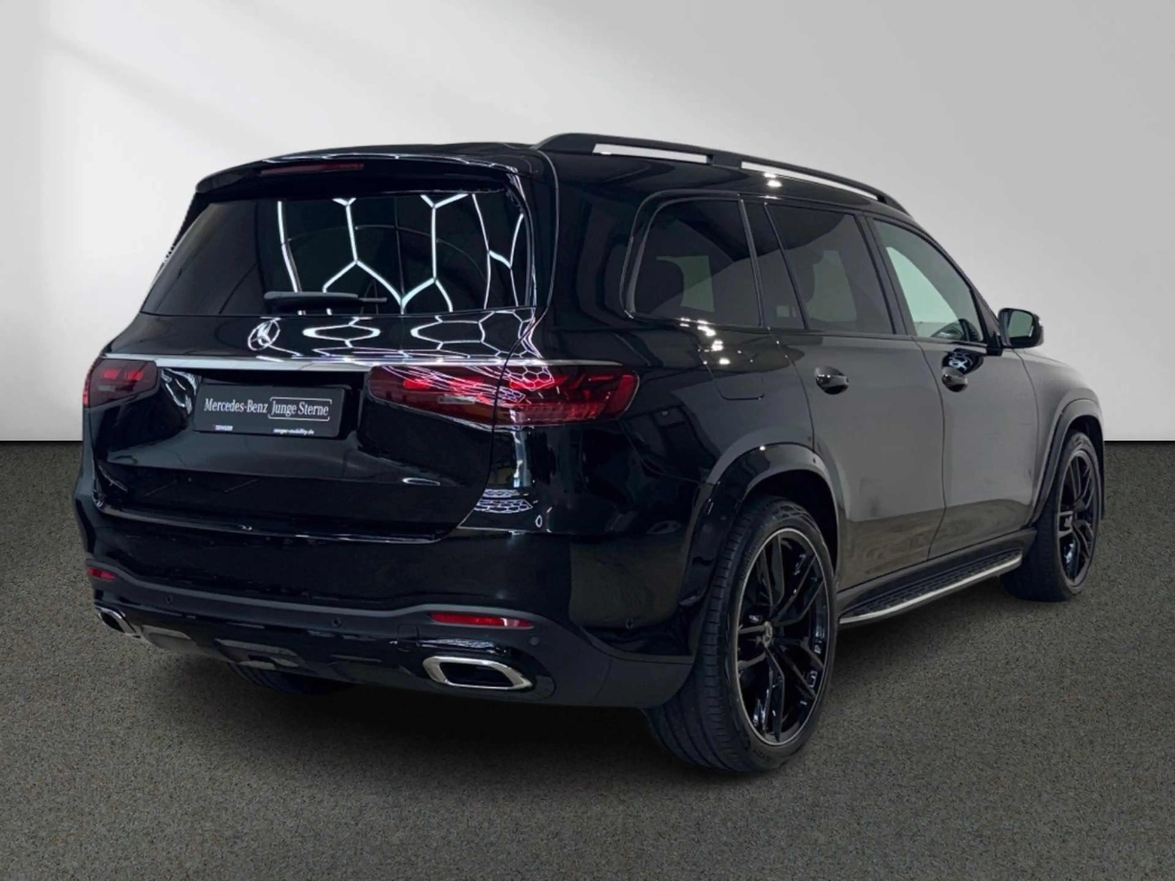 Mercedes-Benz GLS 450 d 4M AMG Night Multibeam Burmester AHK — photo 4