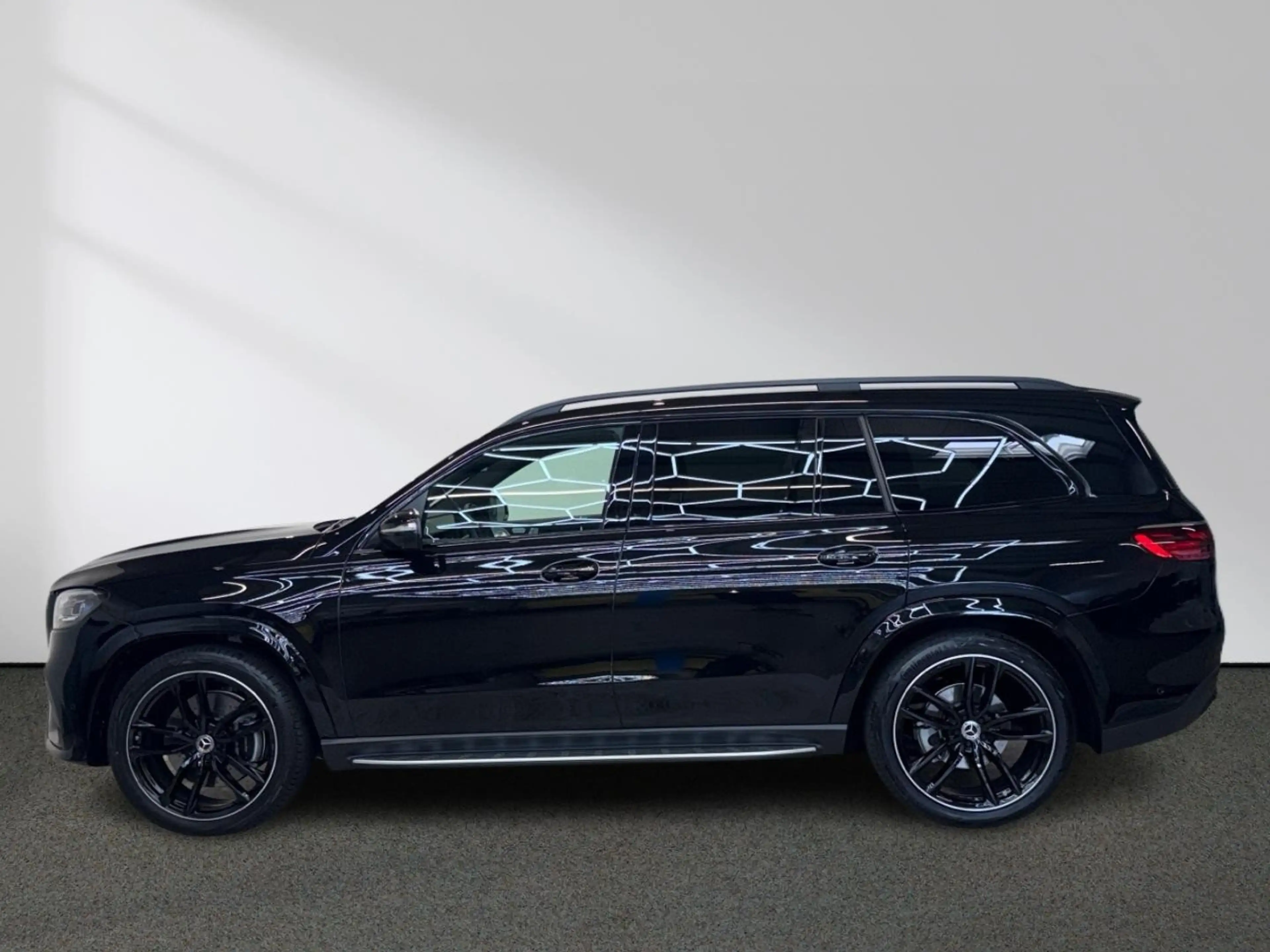 Mercedes-Benz GLS 450 d 4M AMG Night Multibeam Burmester AHK — photo 3