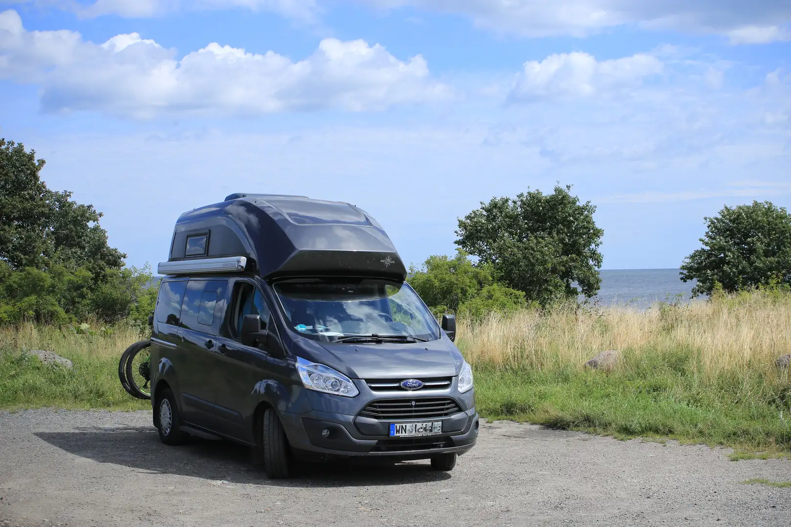 Ford Nugget Westfalia-Wohnmobil mit Hochdach für alle Tage Grau - 1