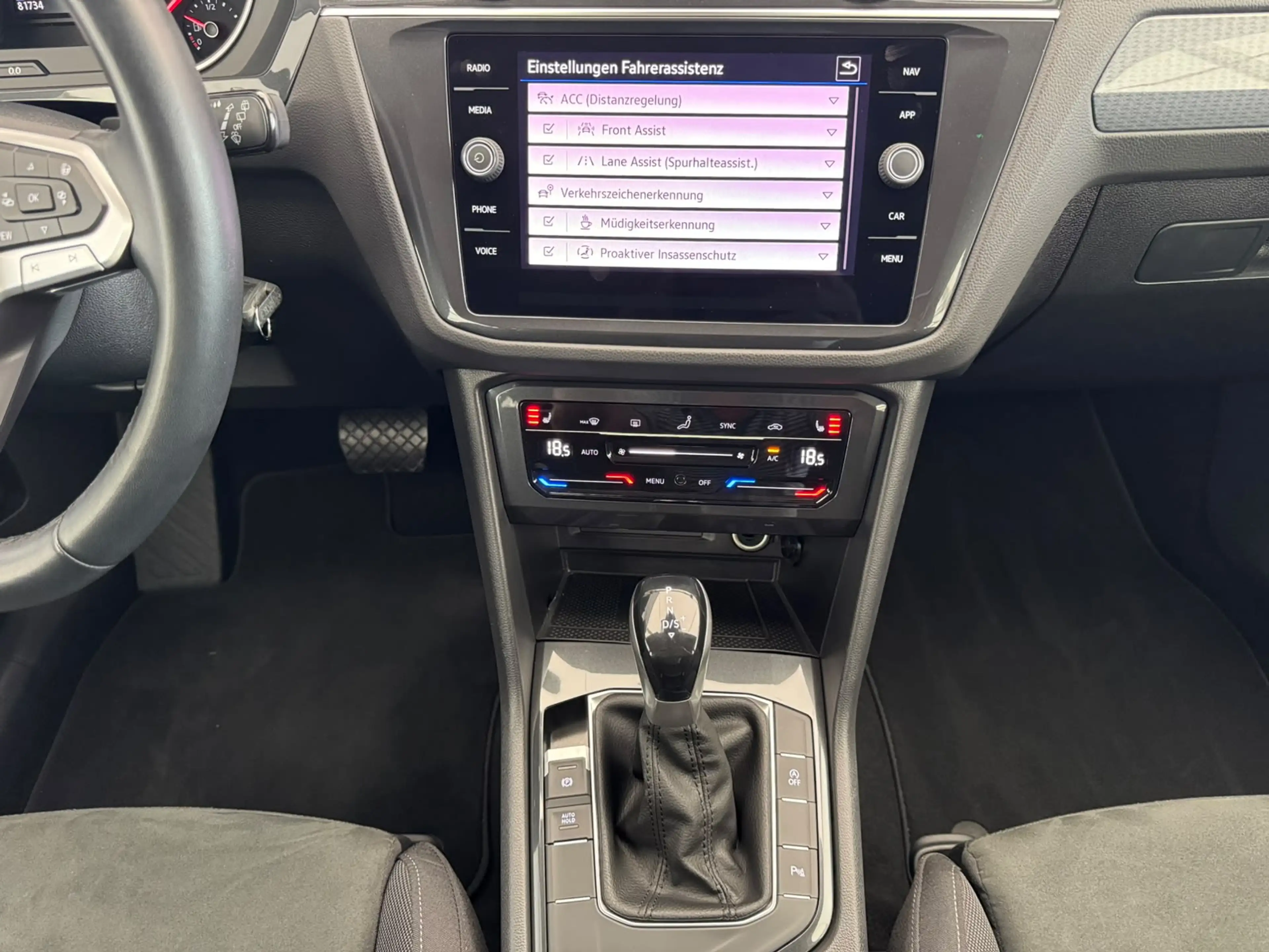 Volkswagen Tiguan Life 2.0 TDI DSG+ACC+LED+NAVI+MASSAGE+ — photo 5