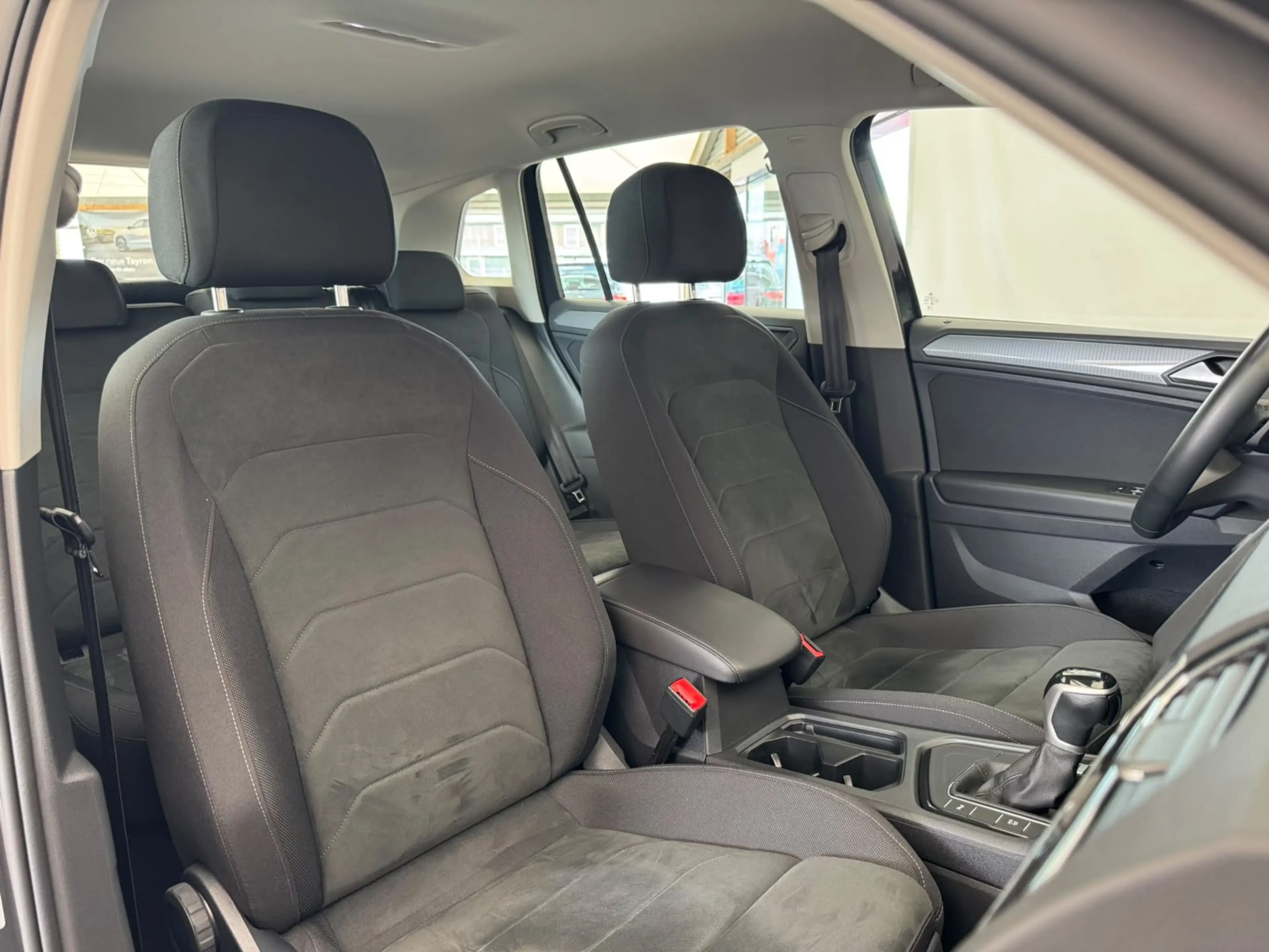Volkswagen Tiguan Life 2.0 TDI DSG+ACC+LED+NAVI+MASSAGE+ — photo 12