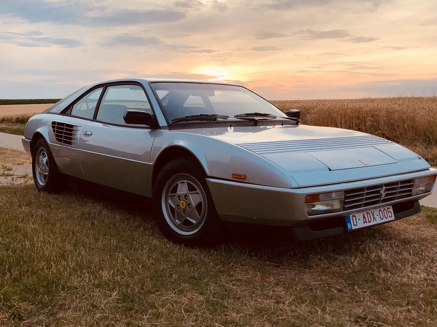 Ferrari Mondial 3.2 Quattrovalvole Срібний - 1