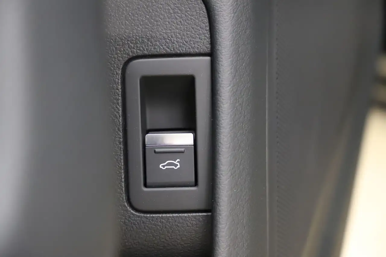 Audi A6 Avant 45TDI 231PS quattro sport Matrix Keyles, миниатюра 26