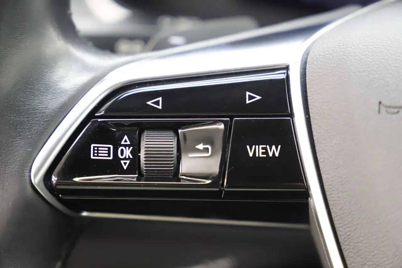 Audi A6 Avant 45TDI 231PS quattro sport Matrix Keyles, миниатюра 28