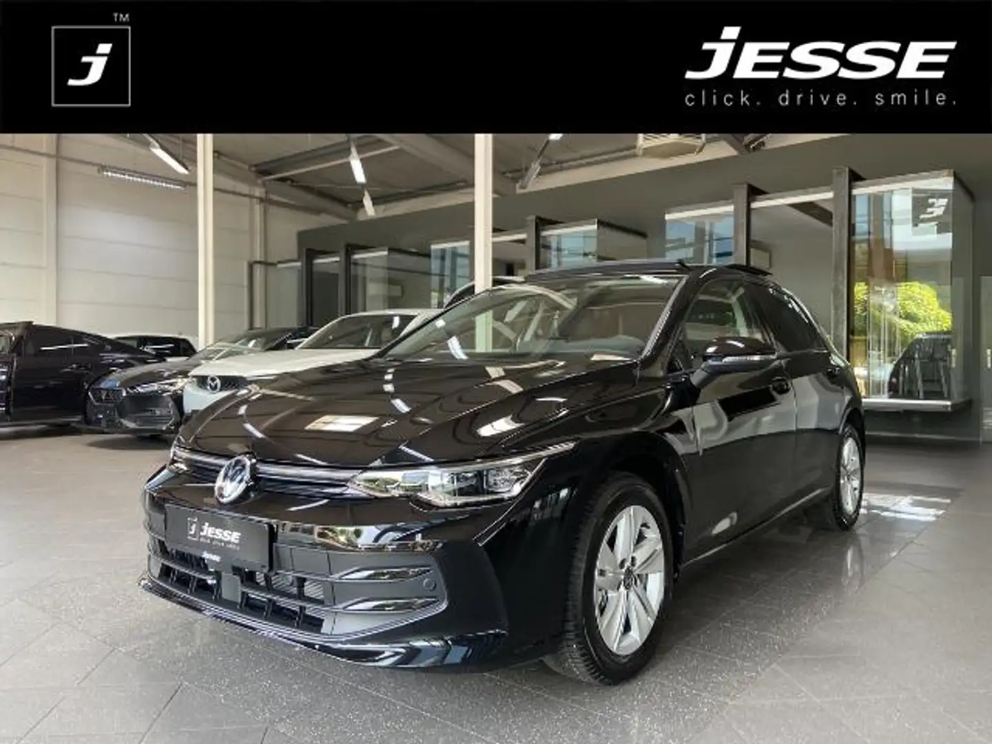 Volkswagen Golf VIII 1.5 eTSI Life sofort IQ.Light ACC Navi Fekete - 1
