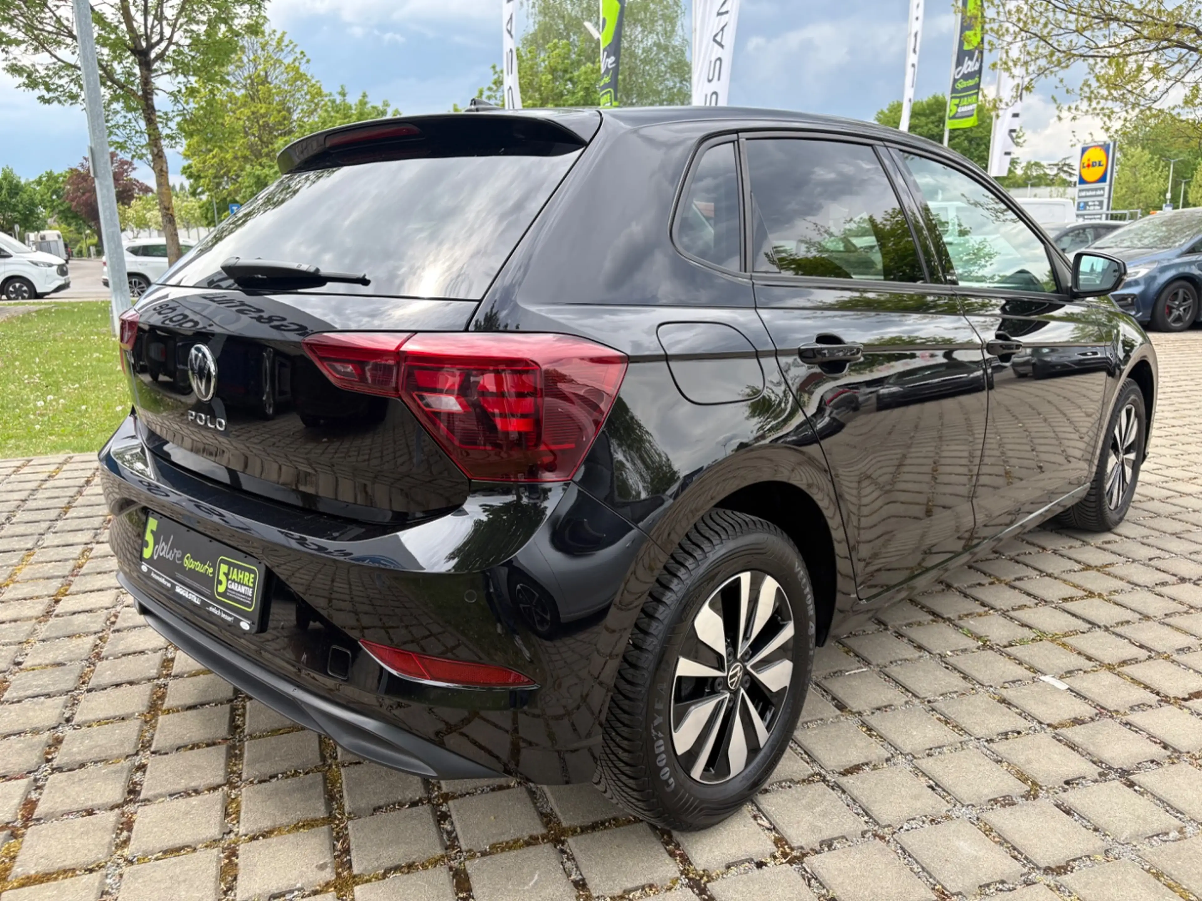 Volkswagen Polo VI 1.0 TSI Move DSG LED*NAVI*KLIMAAUT*SHZ*PDC — photo 8