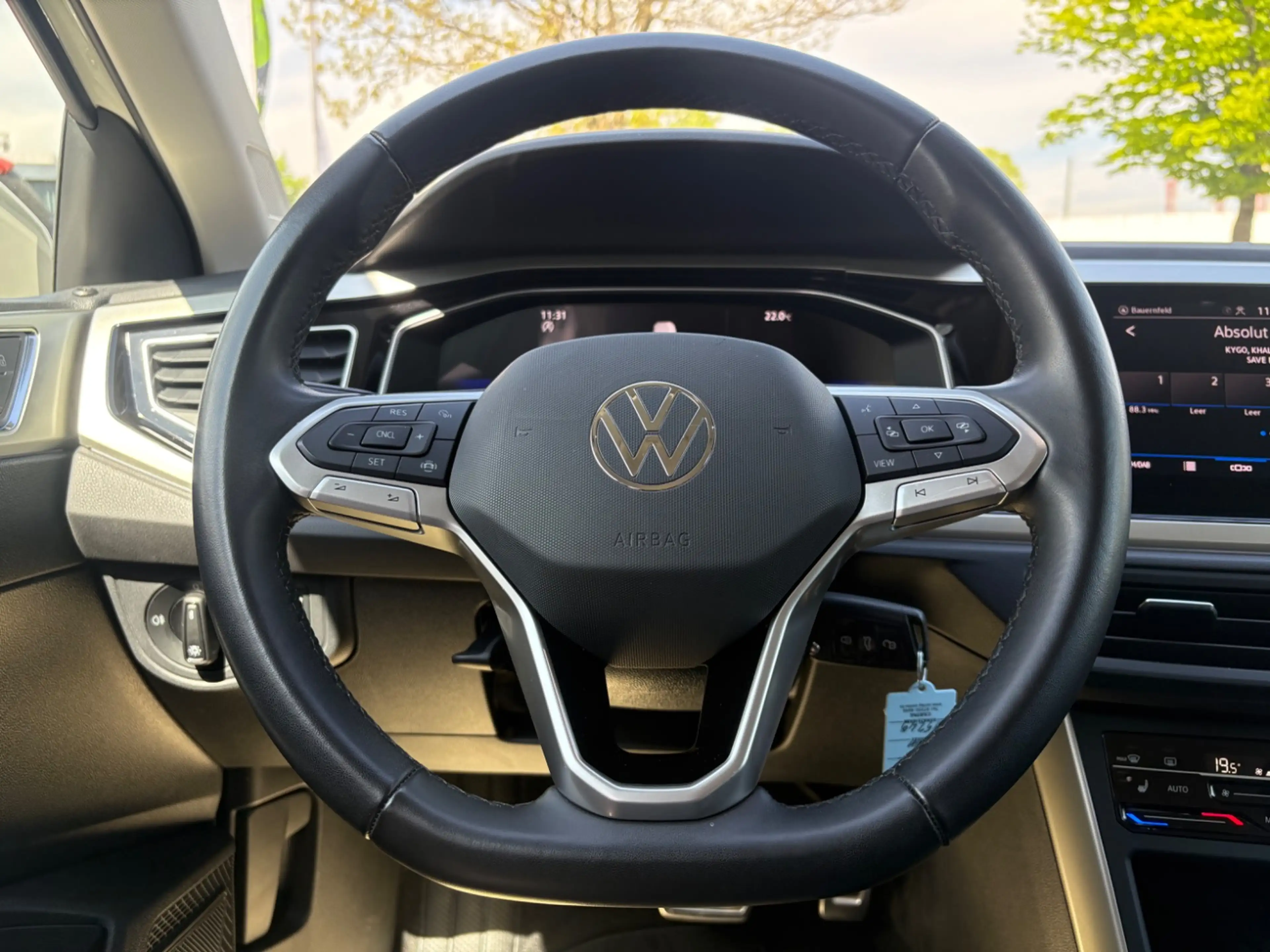 Volkswagen Polo VI 1.0 TSI Move DSG LED*NAVI*KLIMAAUT*SHZ*PDC — photo 18
