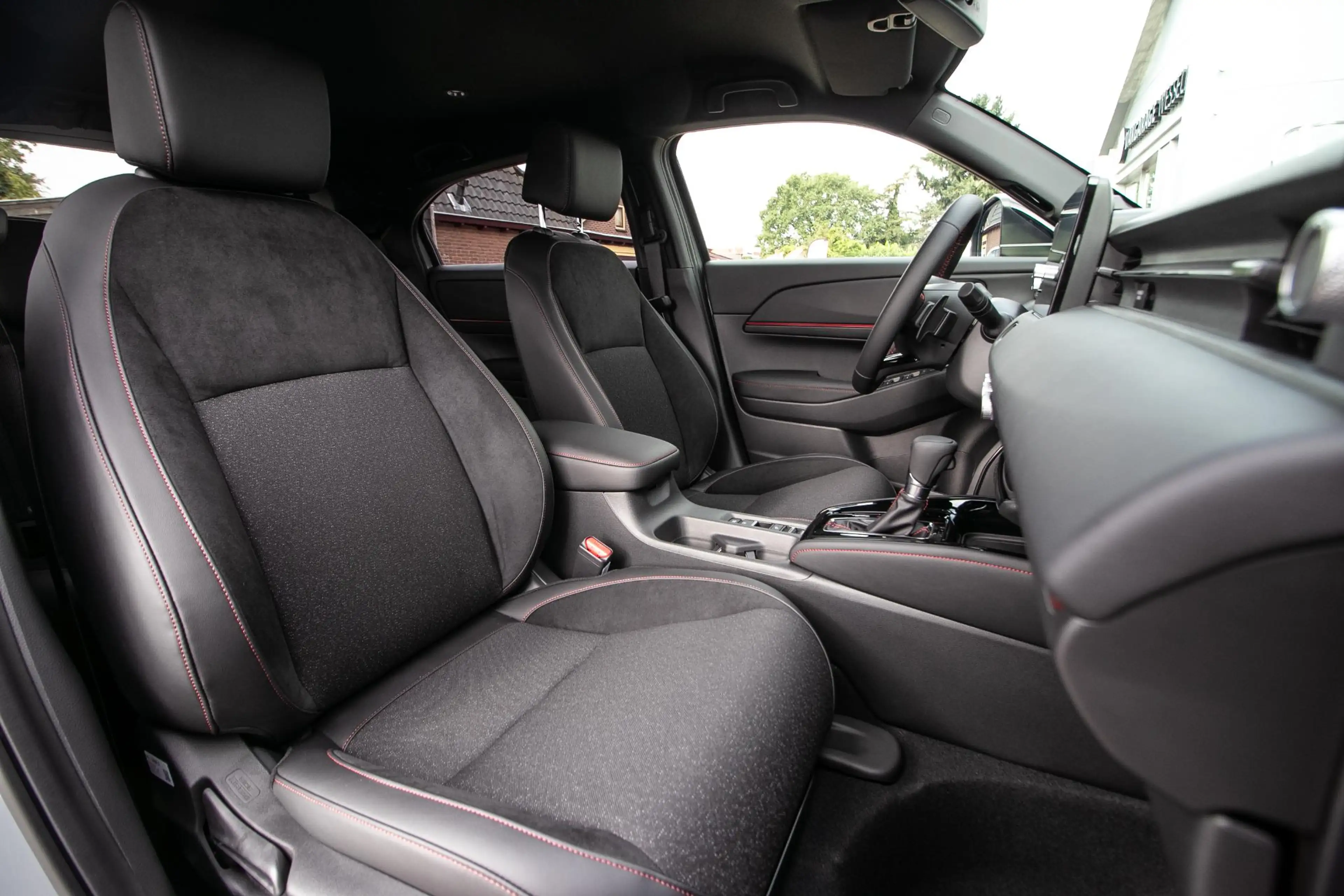 Honda HR-V 1.5 e:HEV Advance Sport — photo 4