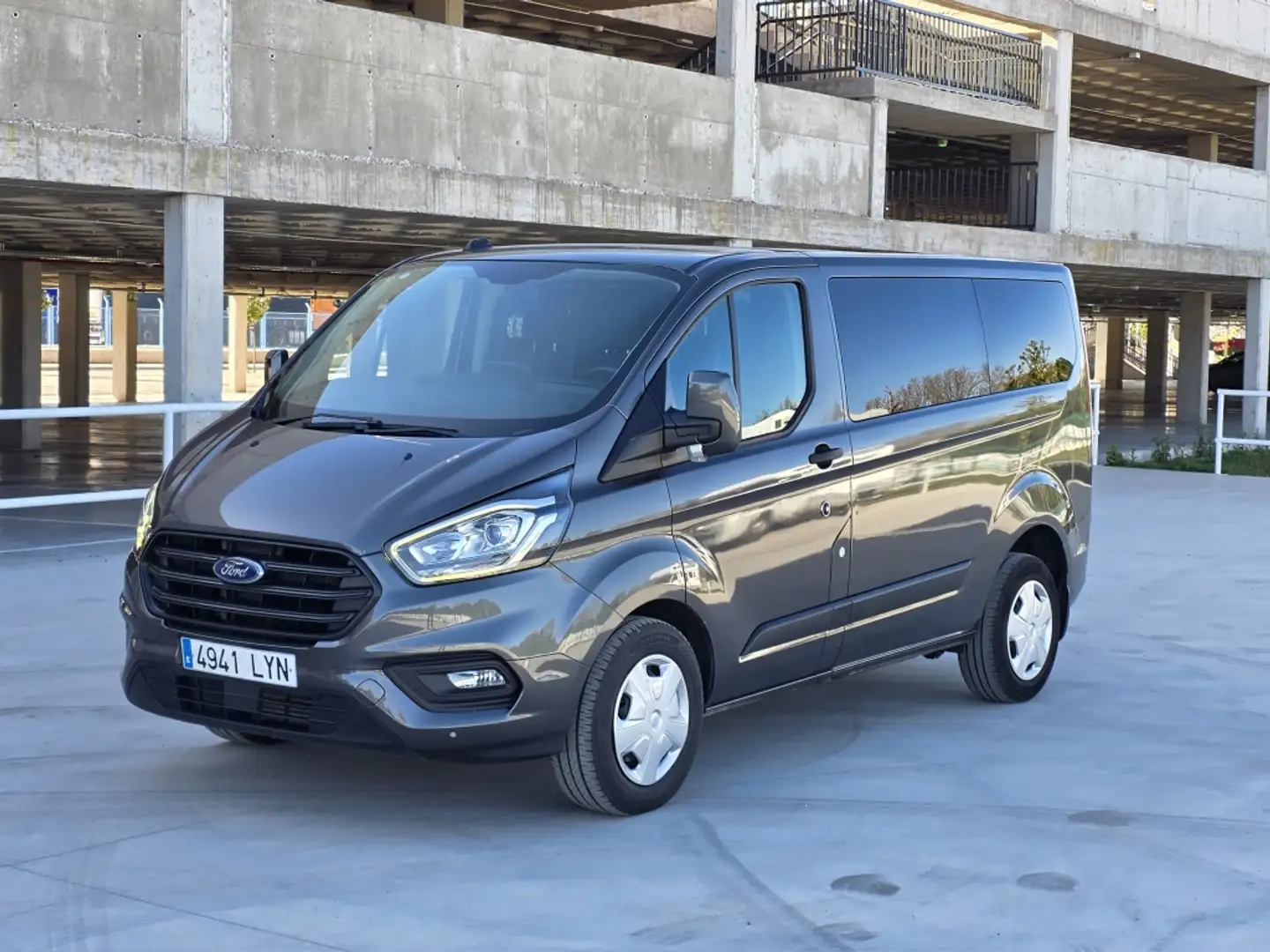 Ford Transit Custom FT 320 L1 Kombi Trend EcoBlue 130 Gris - 1