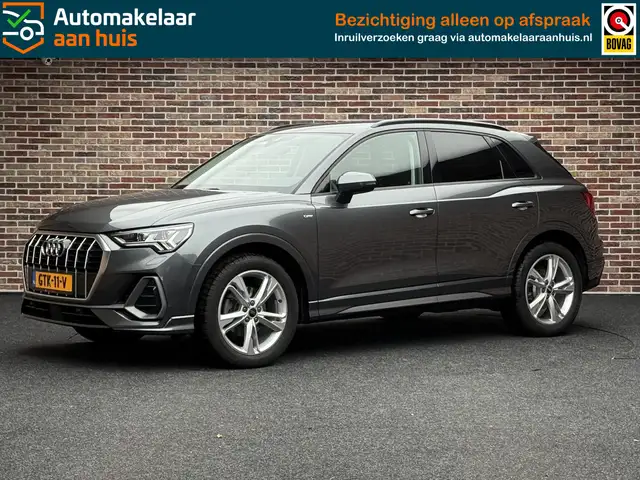 Audi Q3 main image