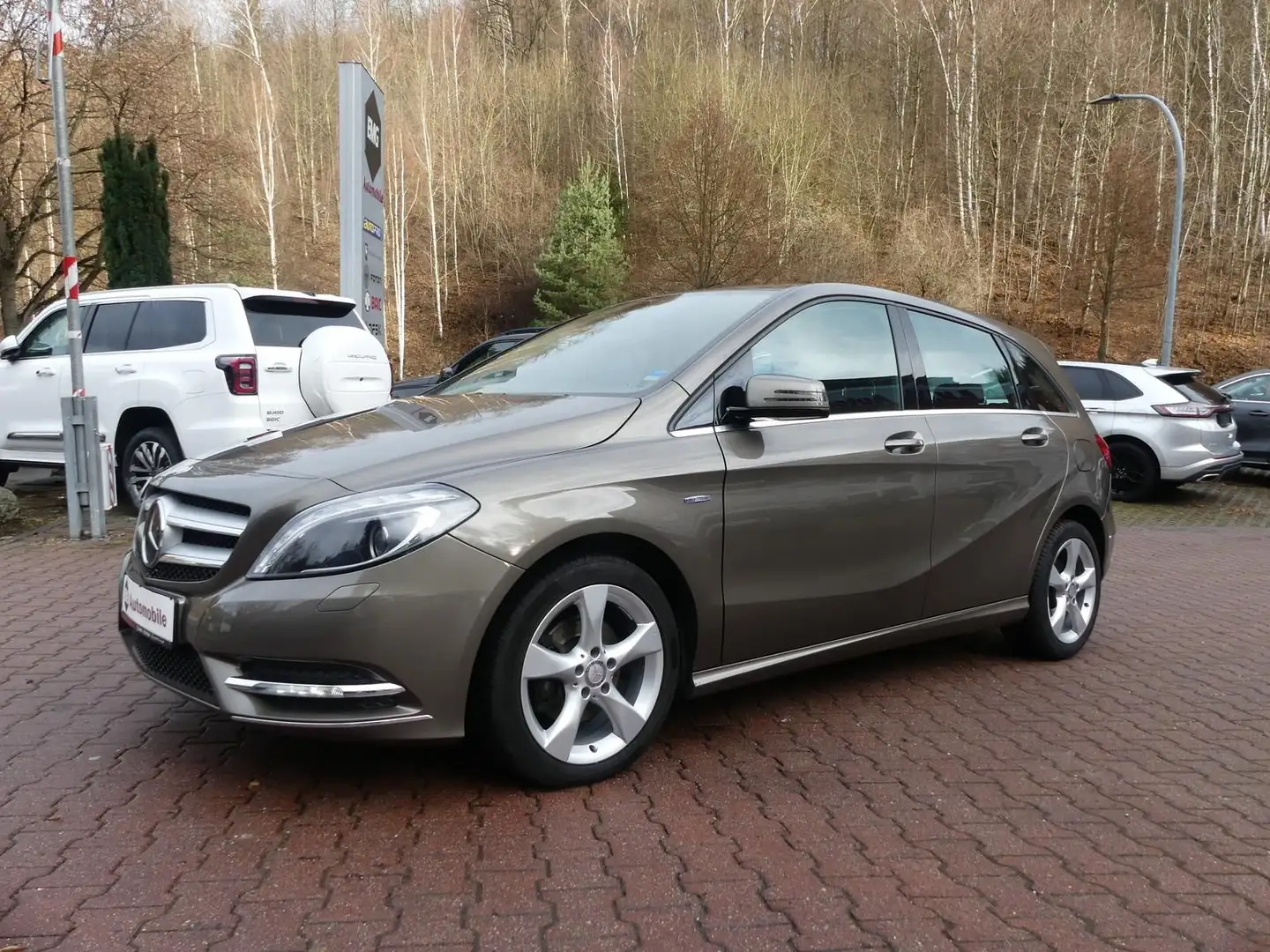 Mercedes-Benz B 180 CDI*Automatik*LED*SHZ*Tempomat*Kamera Braun - 1