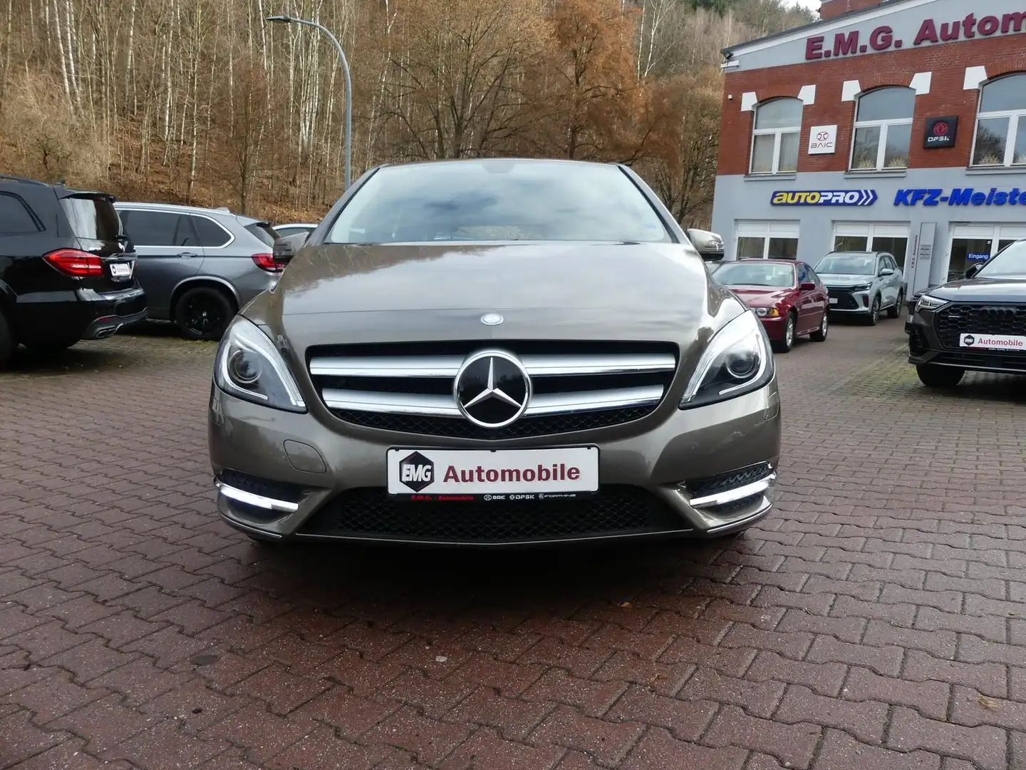 Mercedes-Benz B 180 CDI*Automatik*LED*SHZ*Tempomat*Kamera Braun - 2
