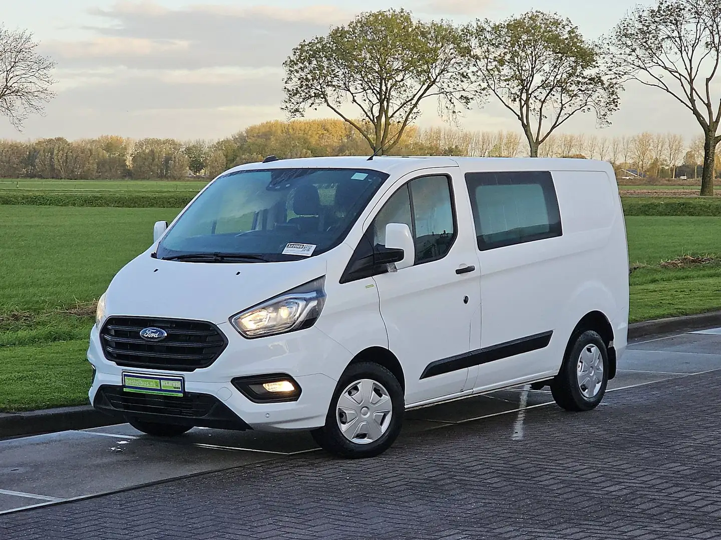 Ford Transit Custom 2.0 L1H1 Dub.- Cab. Navi Blanc - 2