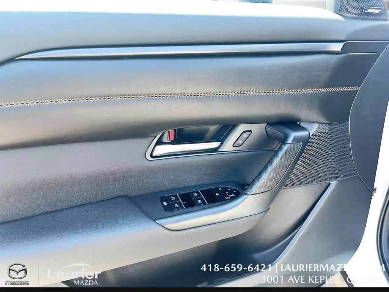 Mazda CX-50 photo Mazda CX-50