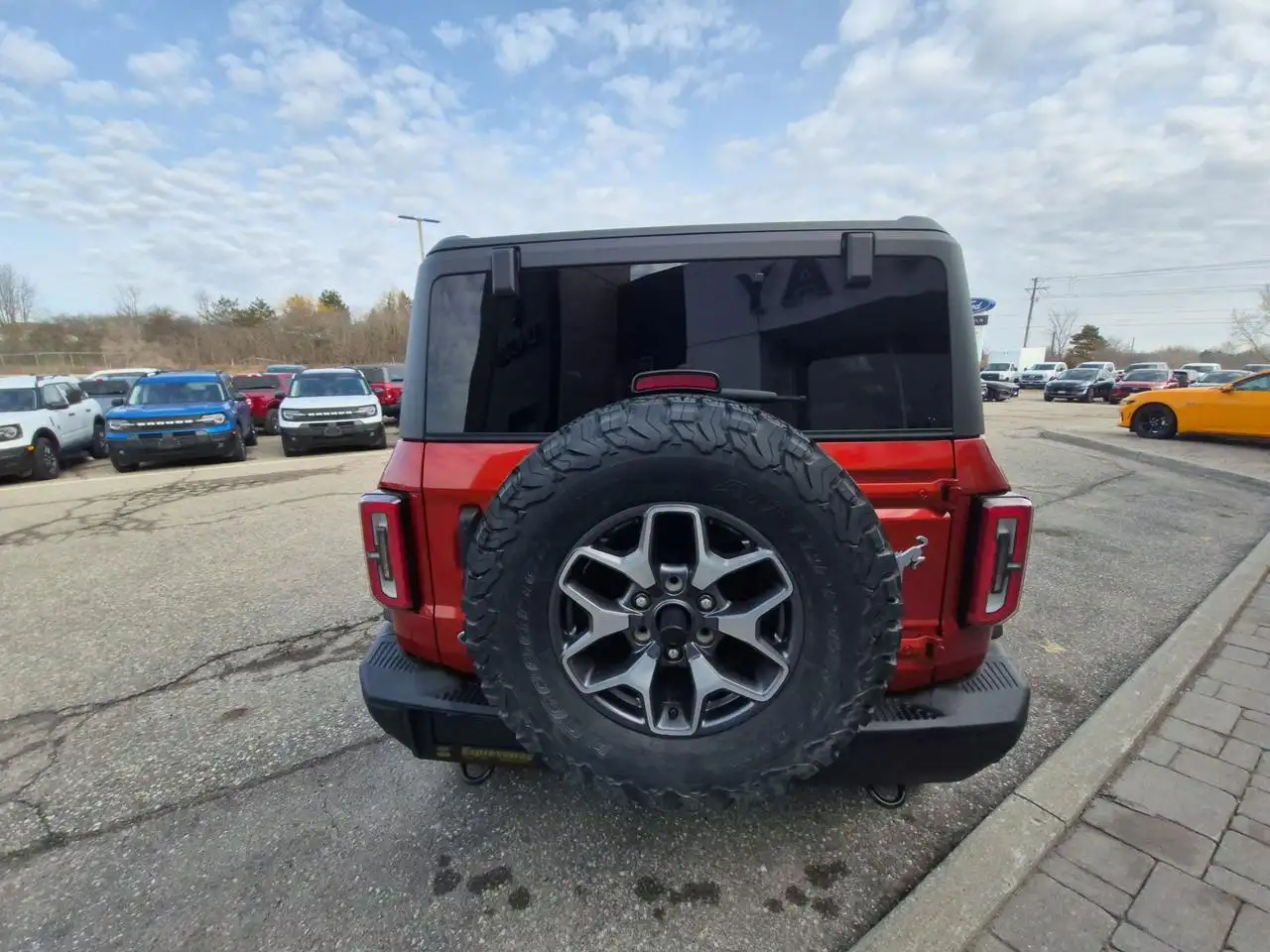 Ford Bronco снимка Ford Bronco