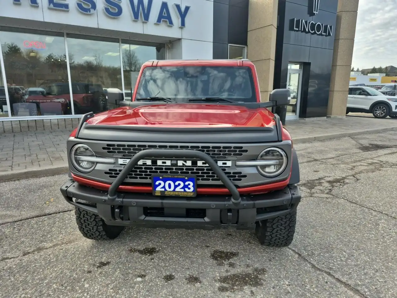 Ford Bronco снимка Ford Bronco