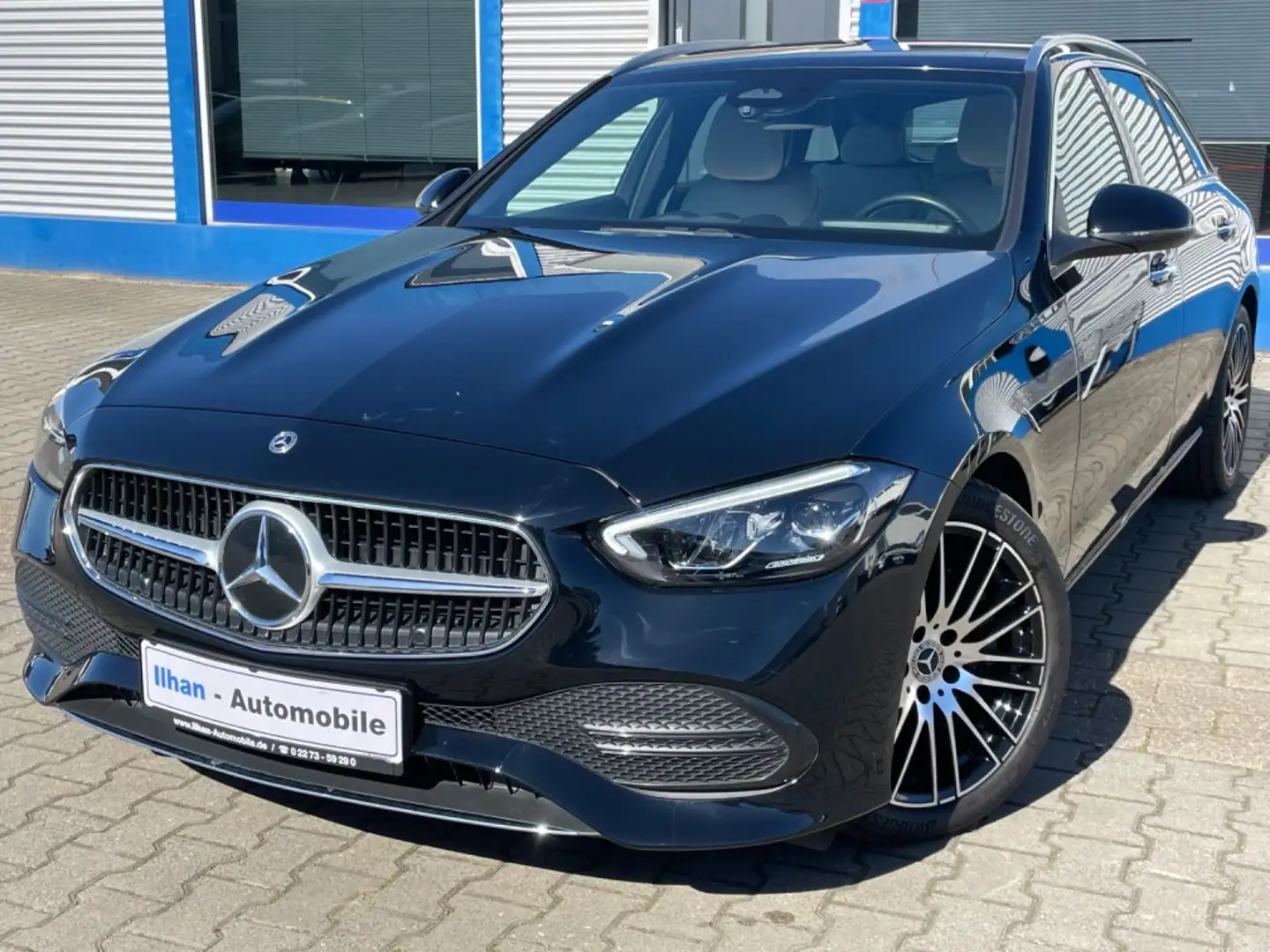 Mercedes-Benz C 300 d T-Modell Avantgarde*LED*LEDER*NAV*KEYLESS Schwarz - 1