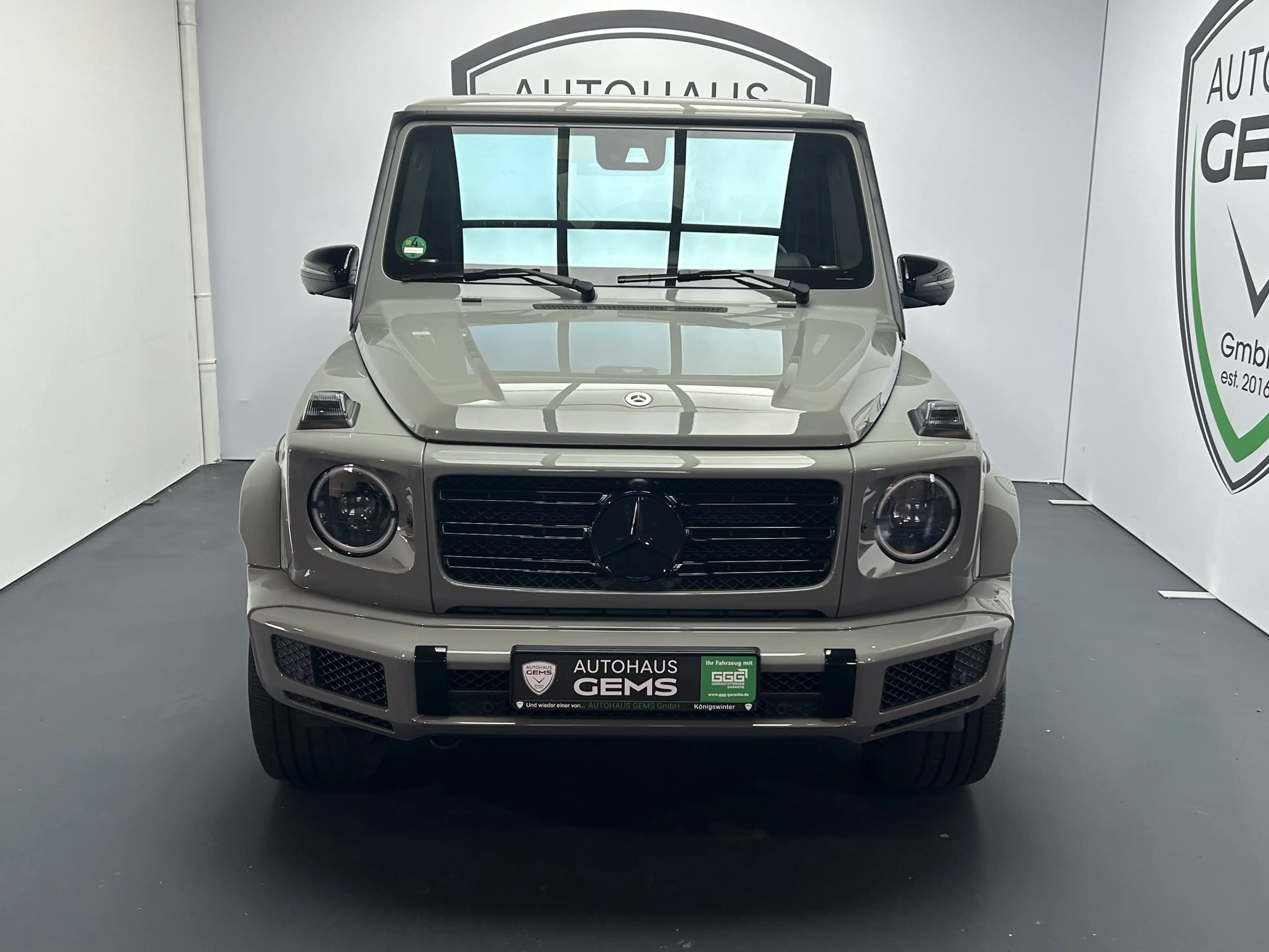Mercedes-Benz G 400 d AMG-Line AHK Burmester LED Widescreen R.Cam — photo 2