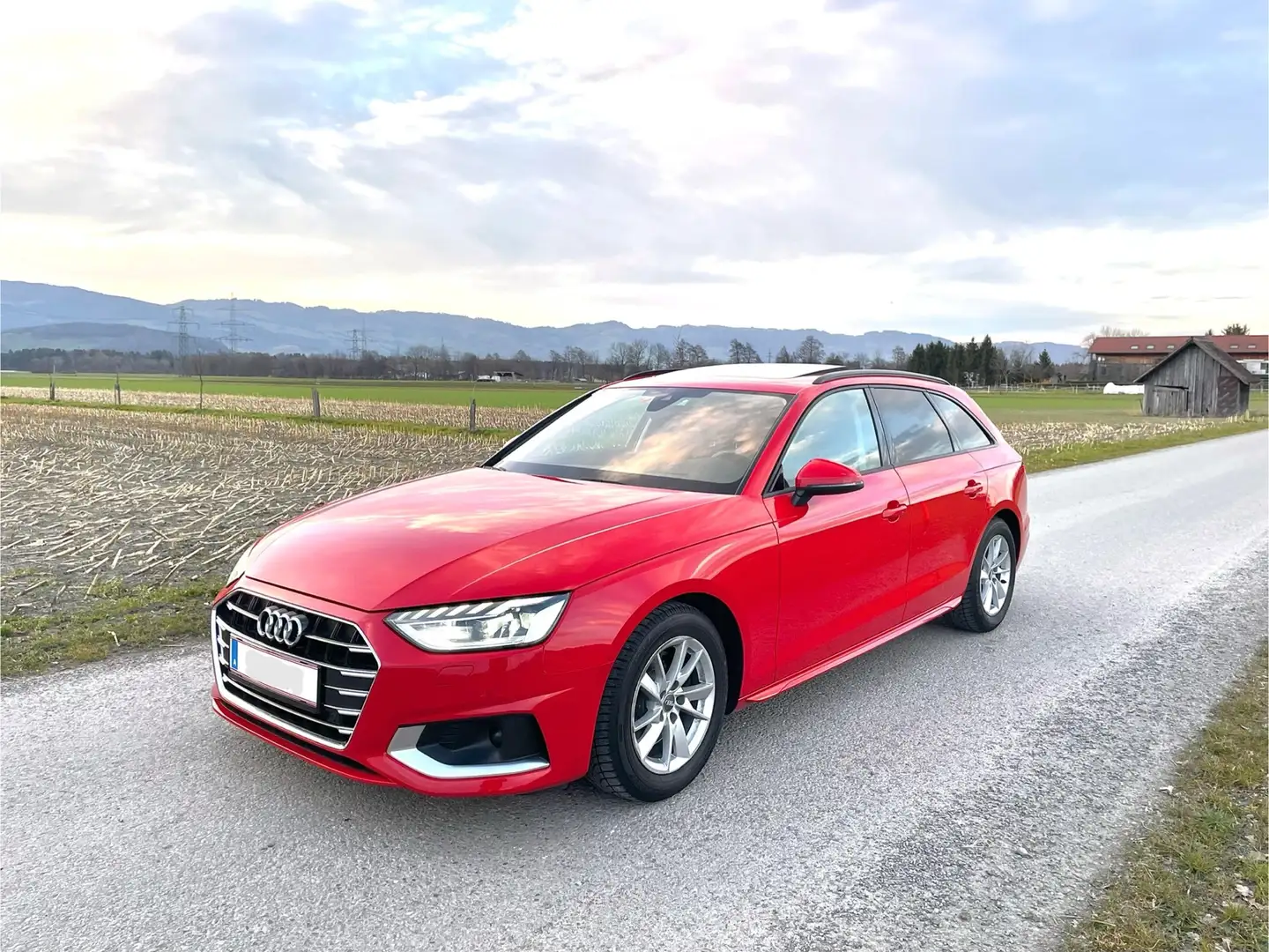 Audi A4 Avant 35 TDI advanced S-tronic Rot - 2