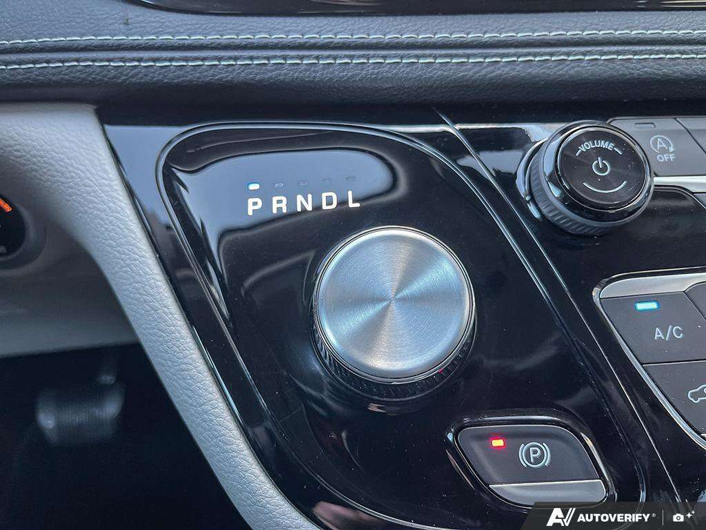 used 2023 Chrysler Pacifica car, priced at $32,999
