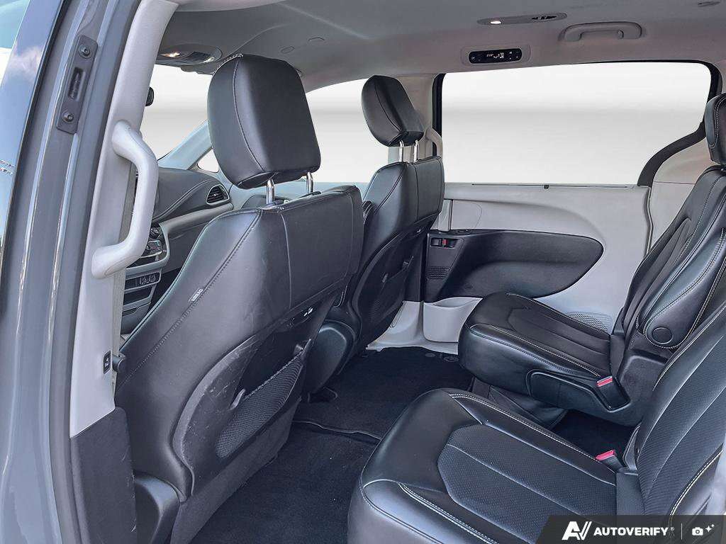 used 2023 Chrysler Pacifica car, priced at $32,999