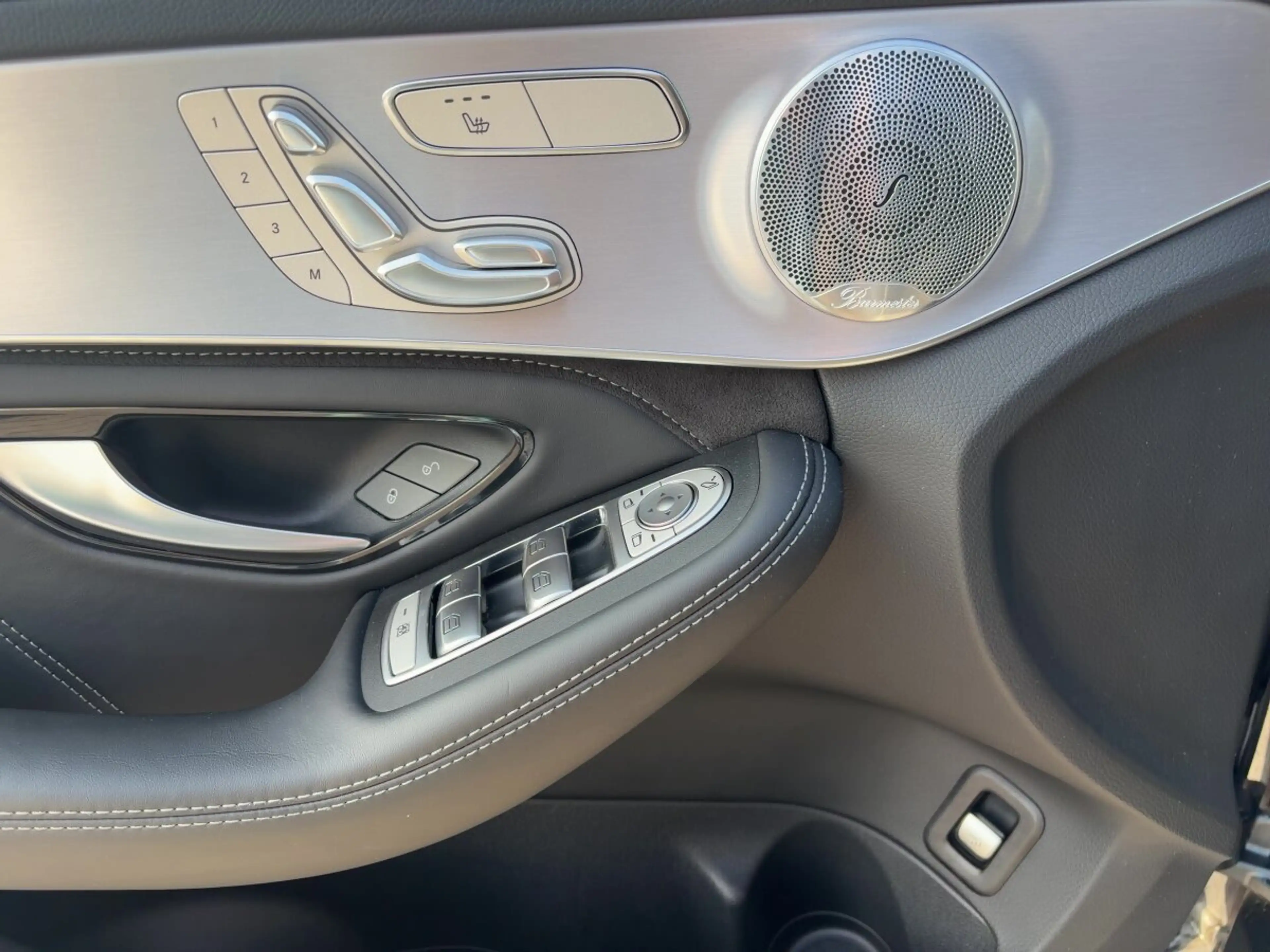 Mercedes-Benz C 63 AMG C 63 T AMG COM+PANO+DIST+KEYG+BURM+360+MEM+NIGHT — photo 14