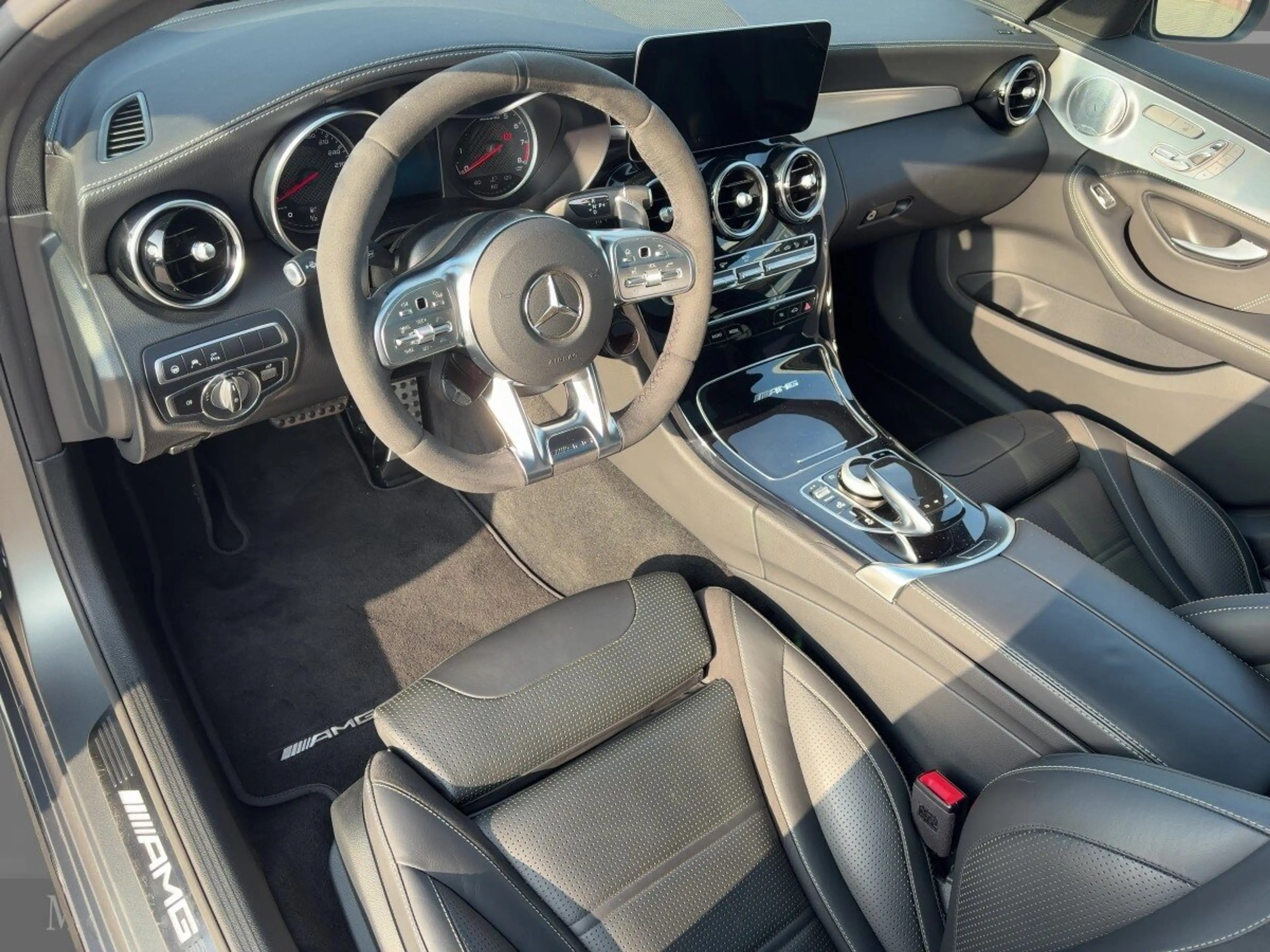 Mercedes-Benz C 63 AMG C 63 T AMG COM+PANO+DIST+KEYG+BURM+360+MEM+NIGHT — photo 6