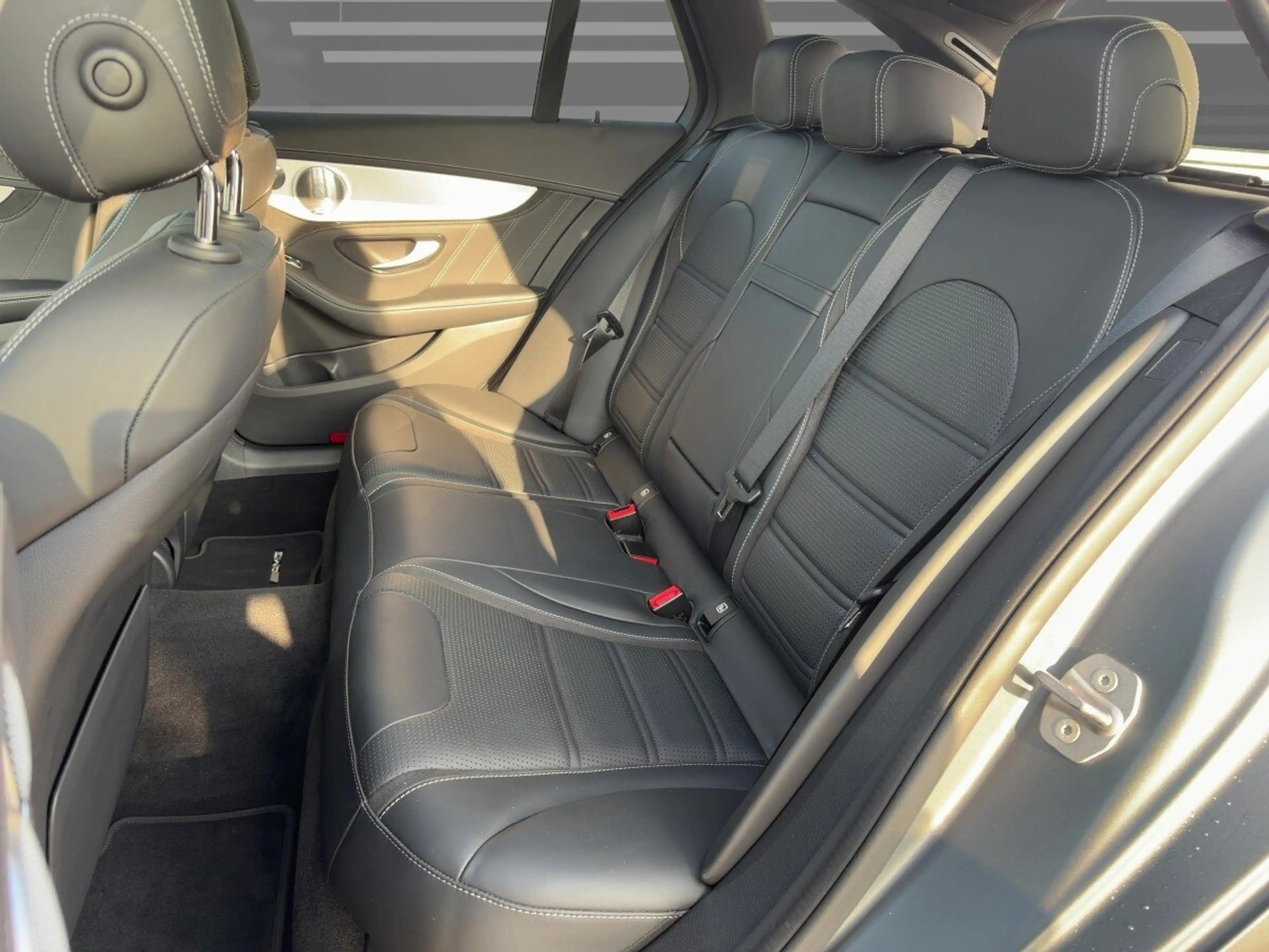 Mercedes-Benz C 63 AMG C 63 T AMG COM+PANO+DIST+KEYG+BURM+360+MEM+NIGHT — photo 7