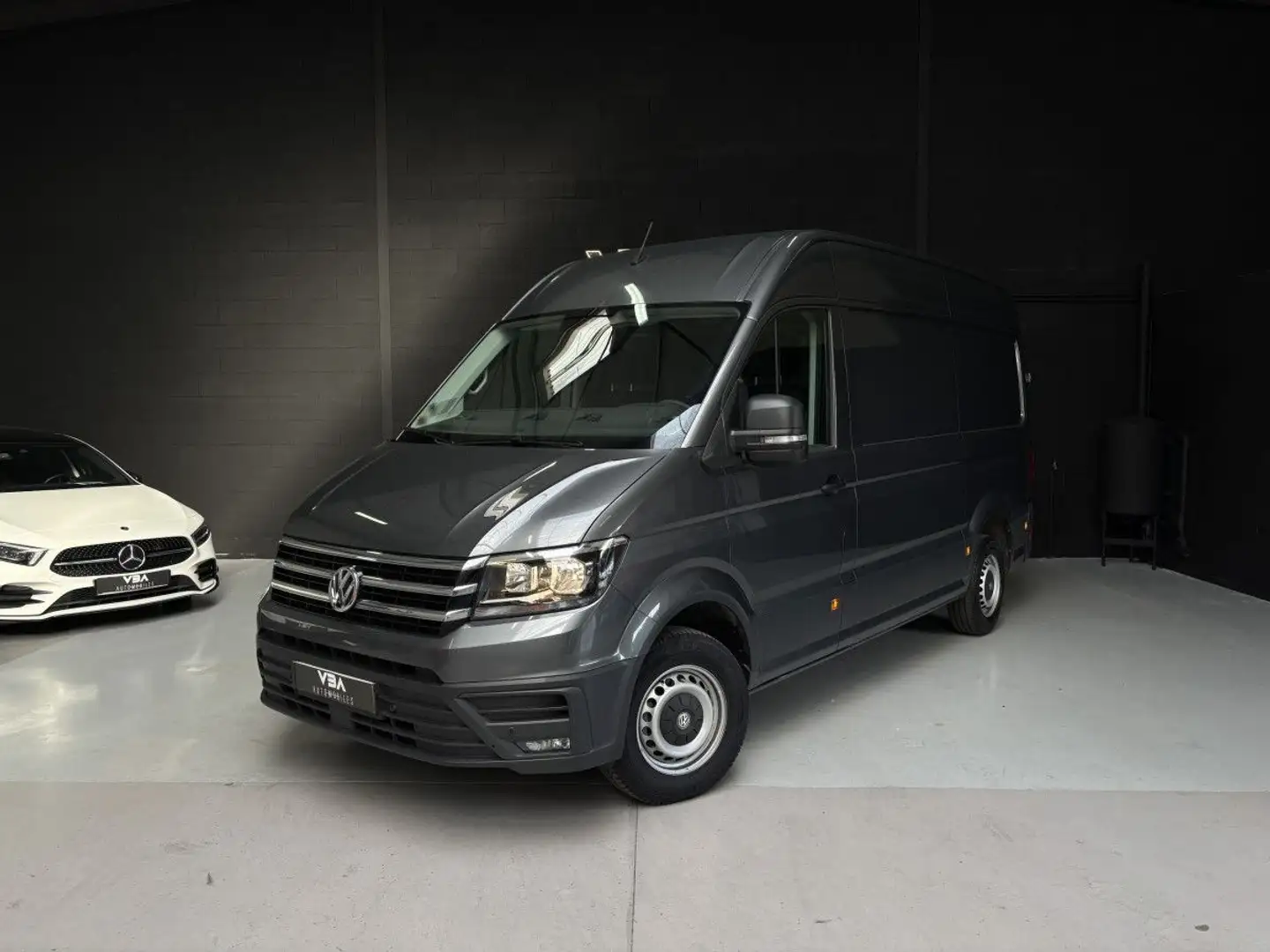 Volkswagen Crafter (2) 2.0TDI 177 30 L3H3 BVA8 Business Line Gris - 1