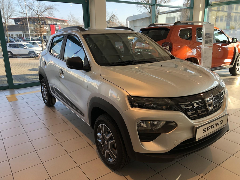 Dacia Spring Business Automatik Klima*Navi*Rückfahrcam — photo 10