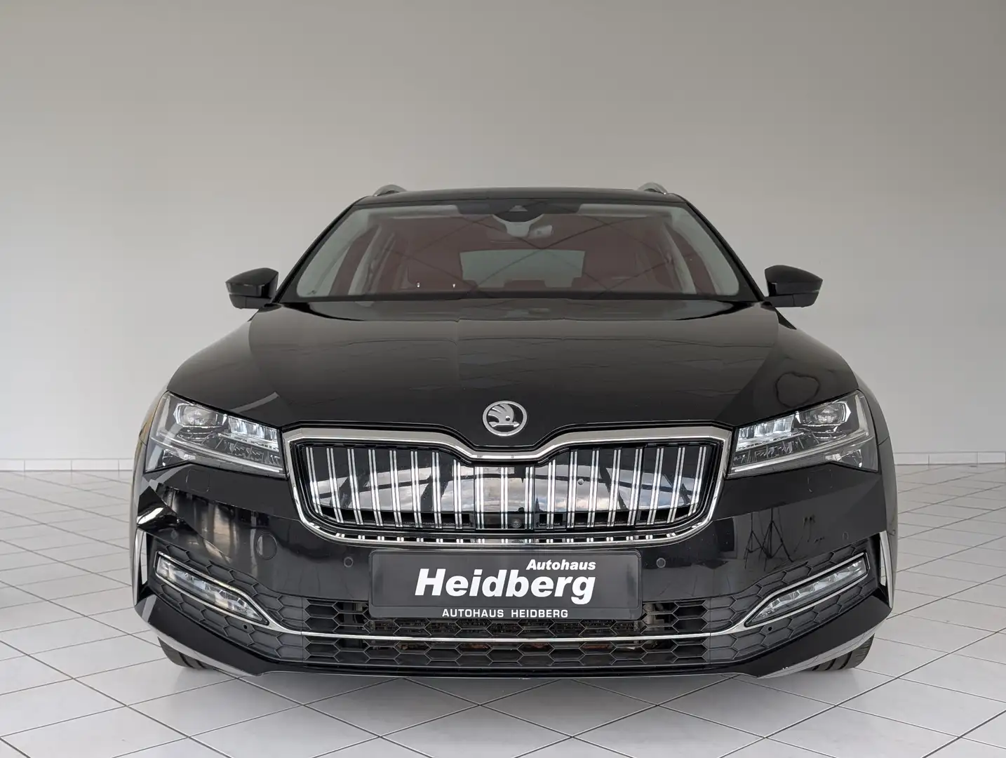 Skoda Superb Combi 1.4 iV AHK-schw Columbus PANO Virtual ACC Noir - 2