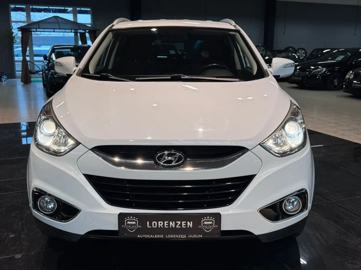 Hyundai iX35 Style 2WD Plus-Paket PDC BT-Audio 2. Hand Weiß - 2