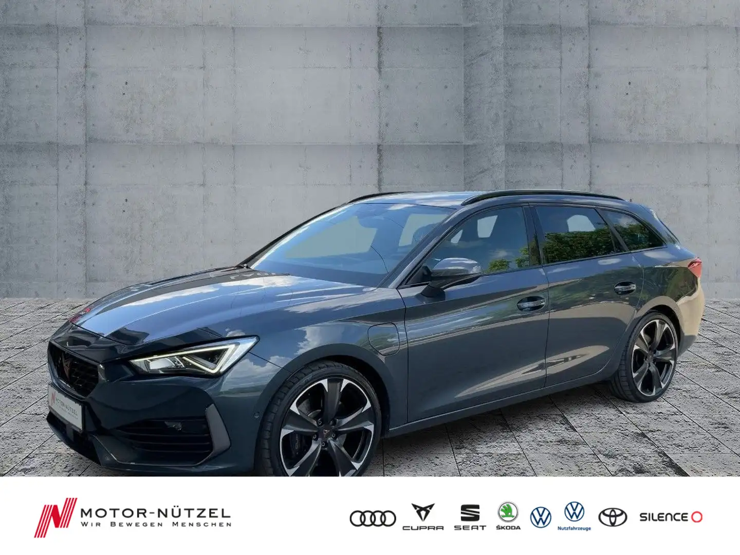 CUPRA Leon ST VZ 1.4 TSI e-Hybrid LED+NAVI+AHK+ACC+19Z Grijs - 1
