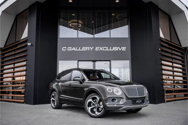 Bentley Bentayga 6.0 W12 First Edition - Panorama | NAIM | Massage