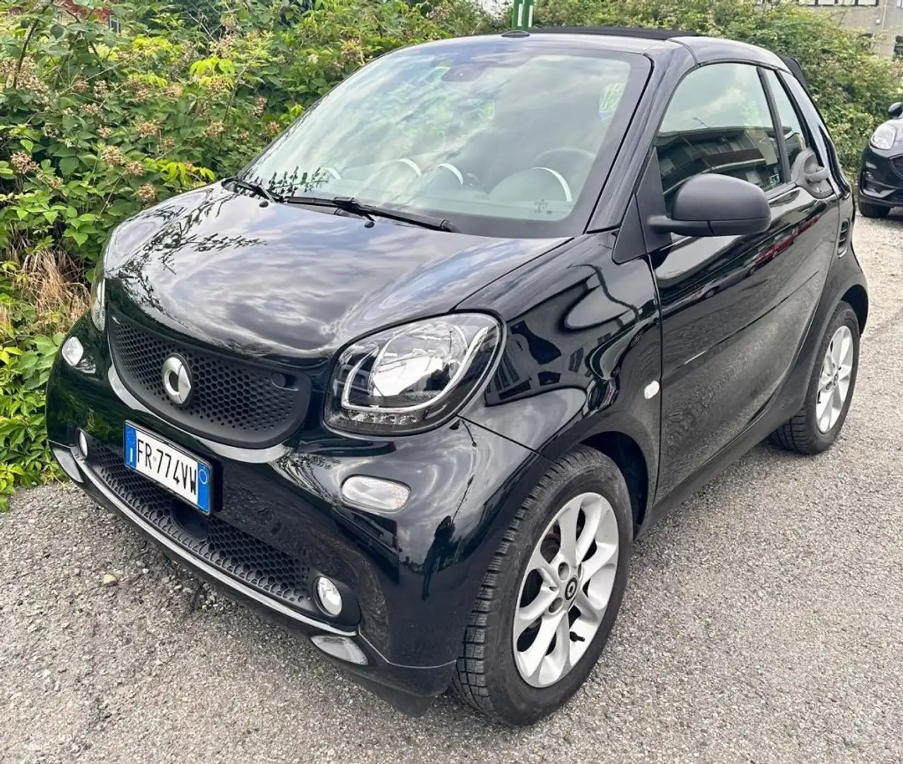 smart forTwo 70 1.0 twinamic cabrio Youngster Nero - 1