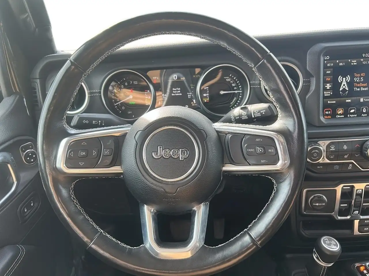 Jeep Wrangler снимка Jeep Wrangler