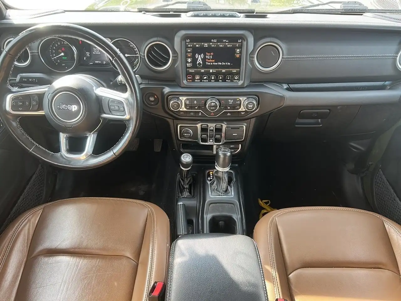 Jeep Wrangler снимка Jeep Wrangler