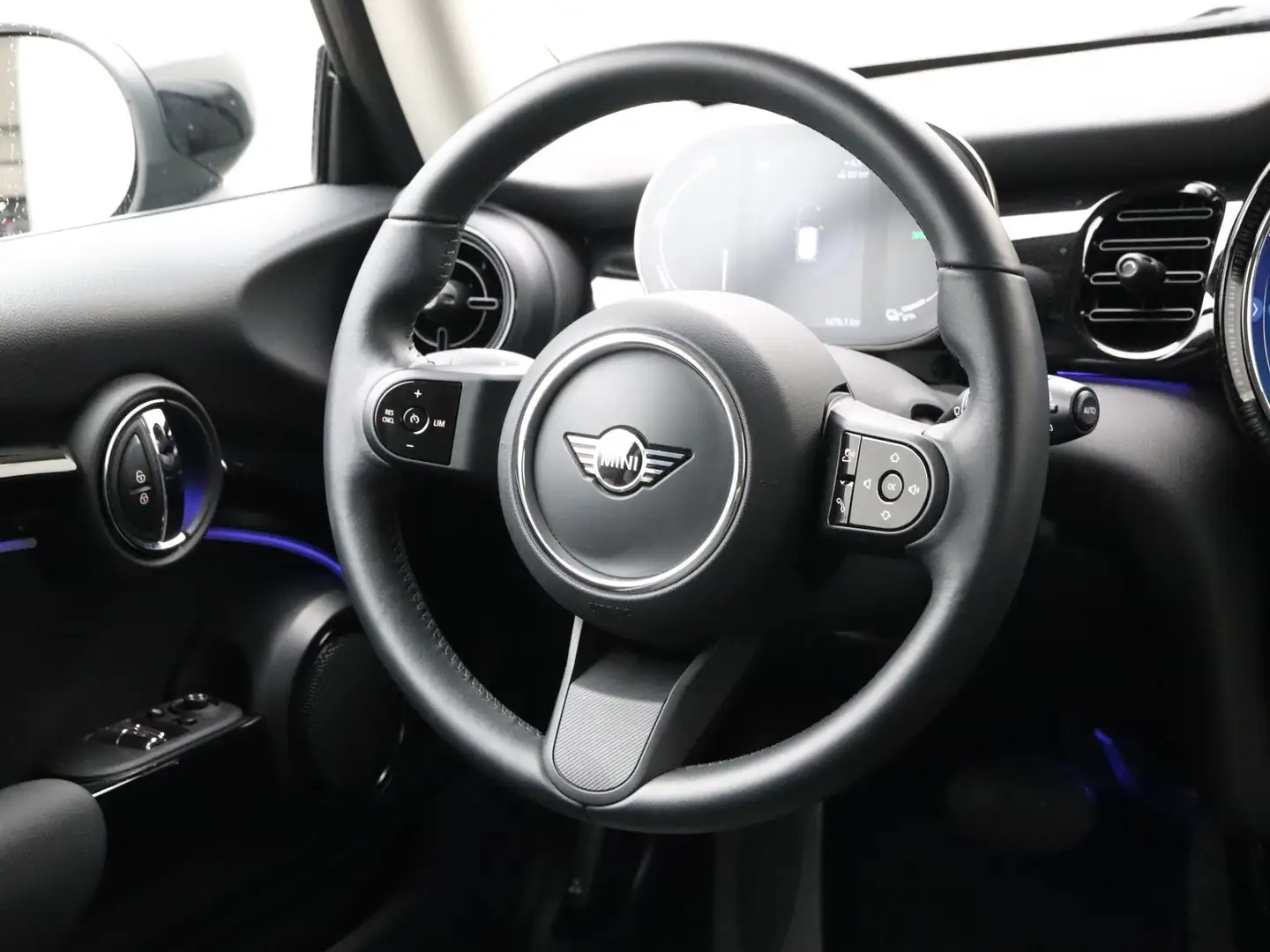 MINI Electric 3-deurs Camden Edition Schwarz - 2