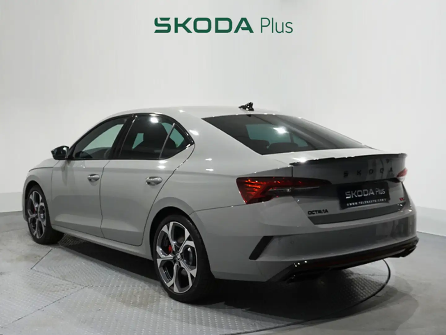 Skoda Octavia 2.0 TSI RS DSG7 195kW Gris - 2