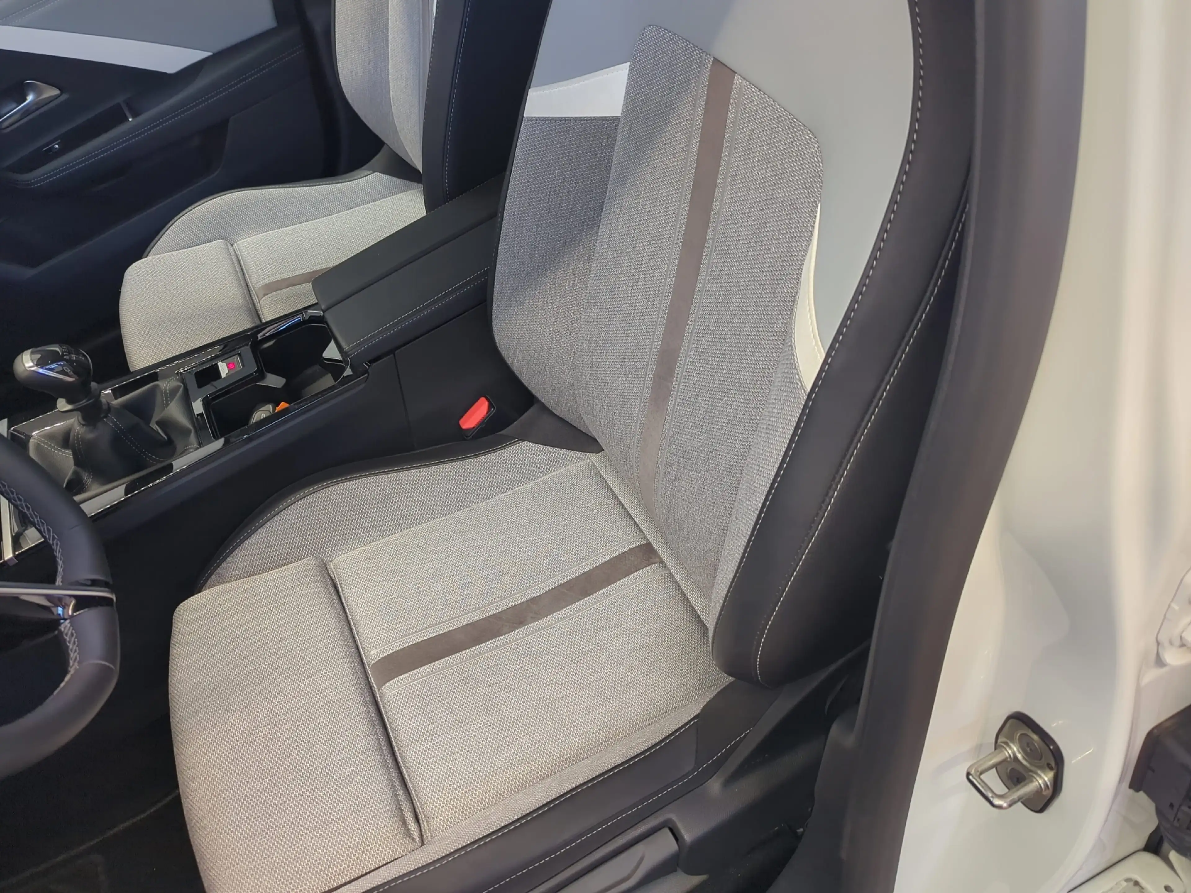 Opel Astra L 1.2 Turbo Elegance Kamera+WinterPaket — photo 8